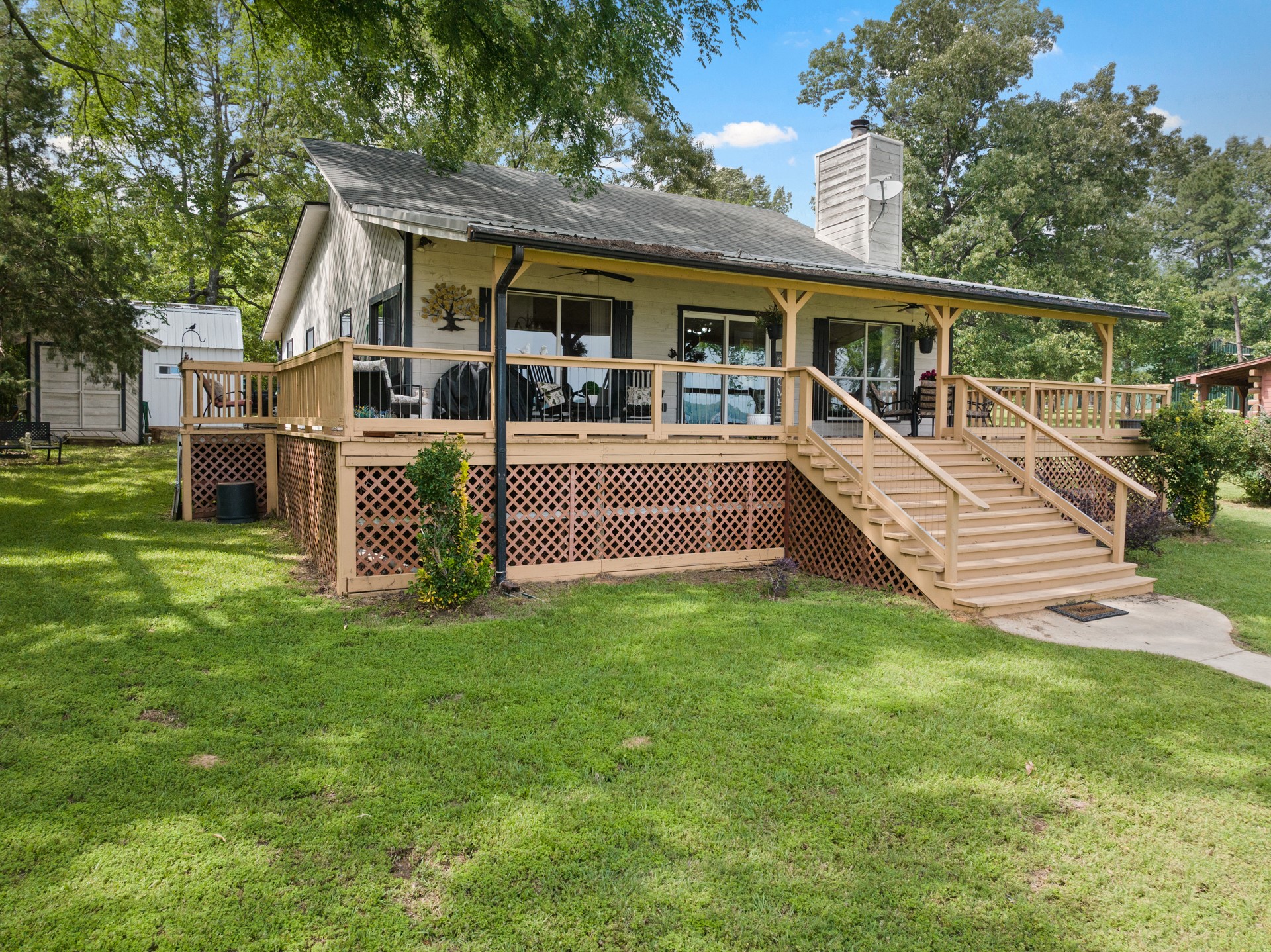 90 County Road 2740