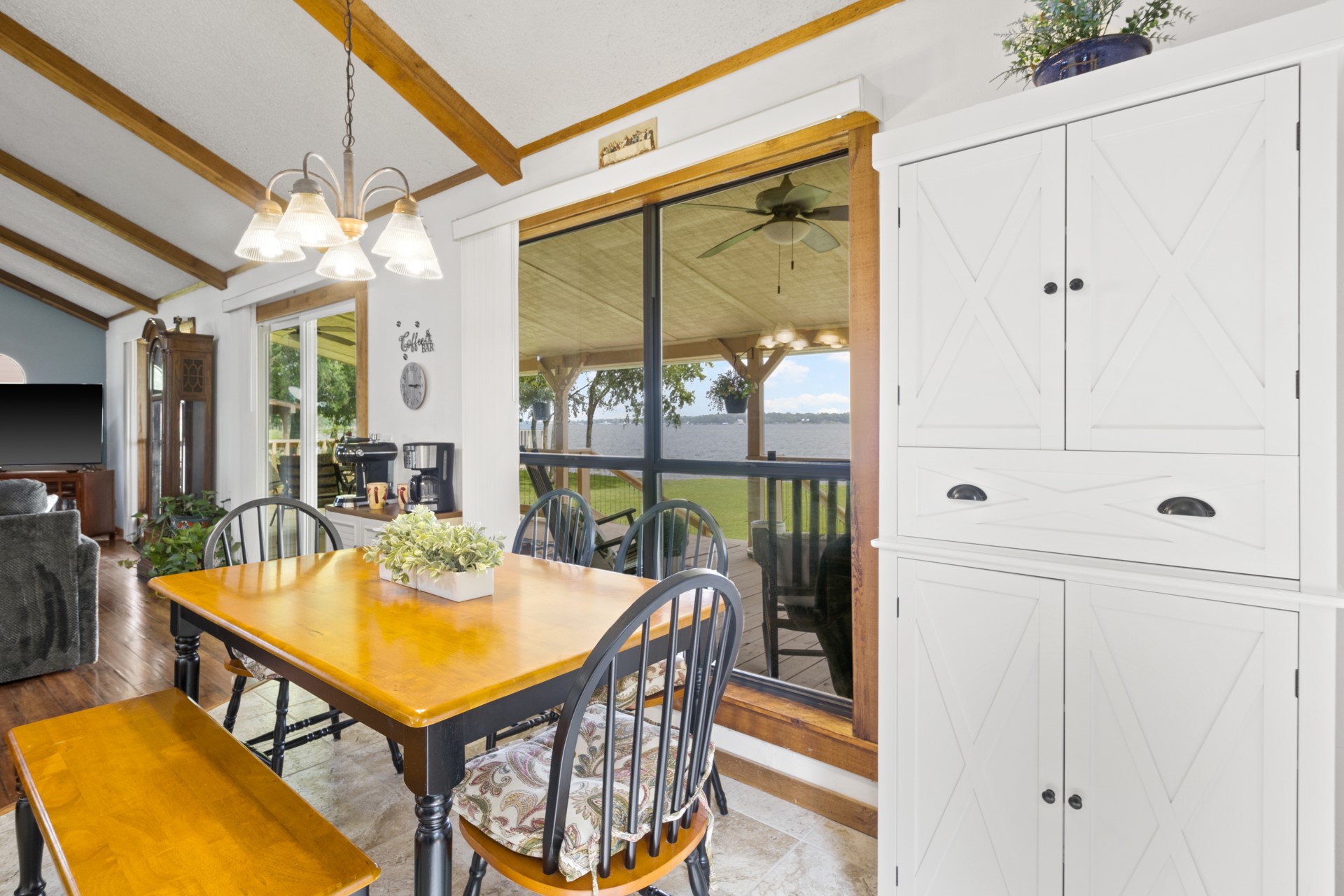 90 County Road 2740