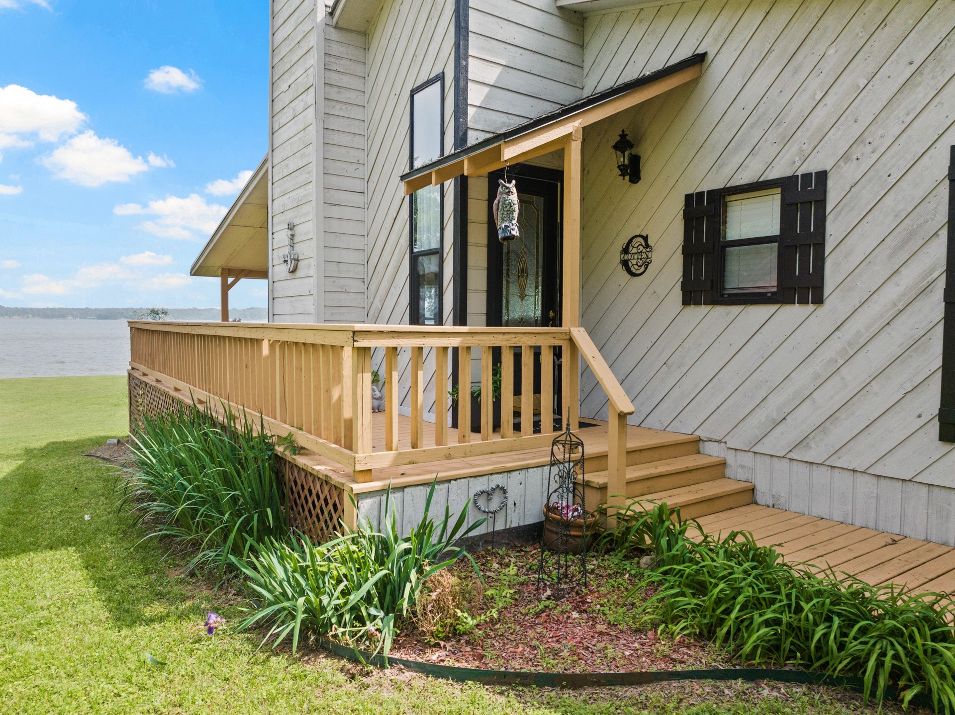 90 County Road 2740