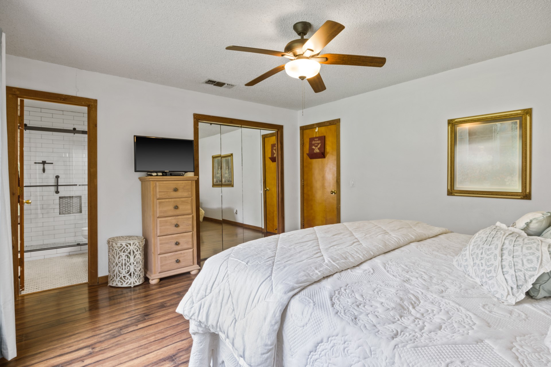 90 County Road 2740