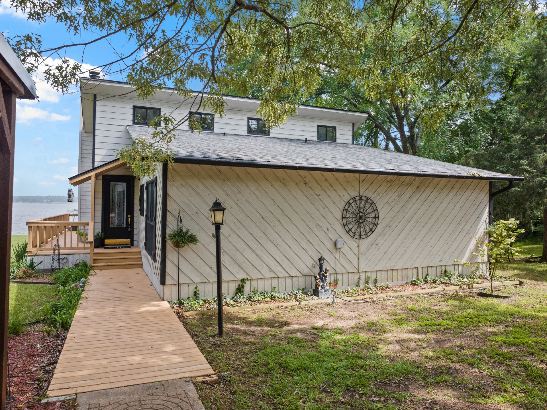 90 County Road 2740