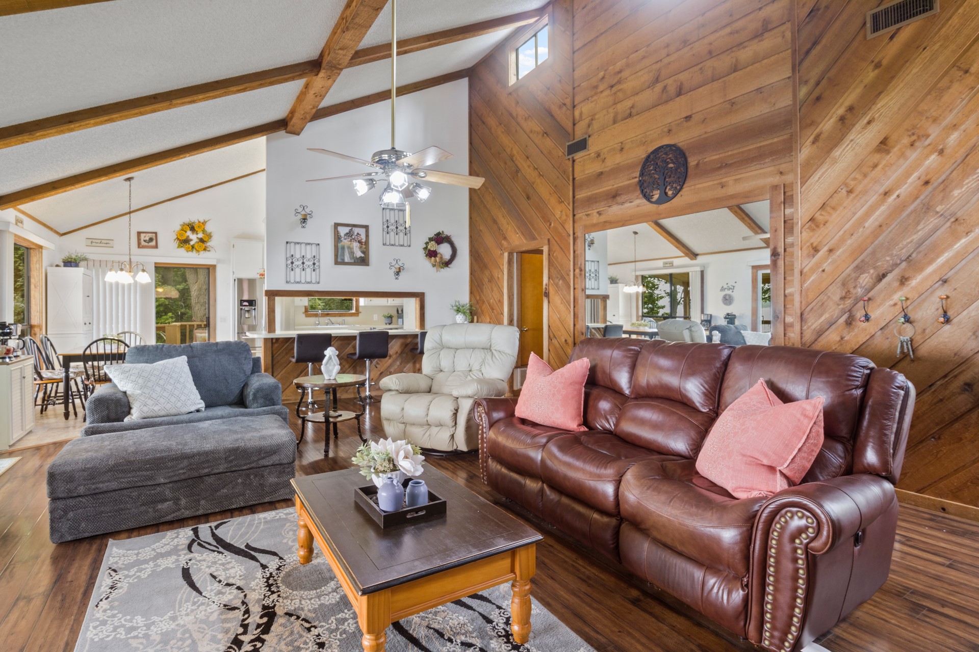 90 County Road 2740