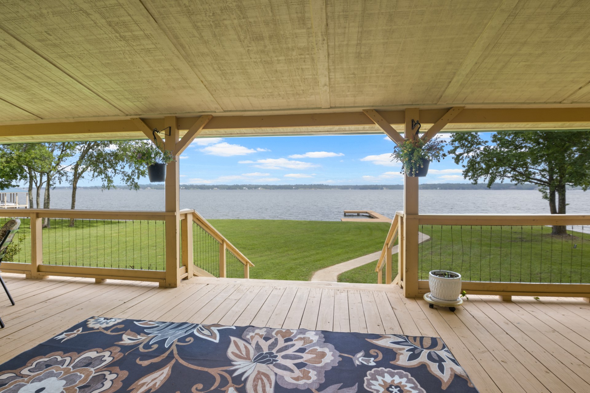 90 County Road 2740