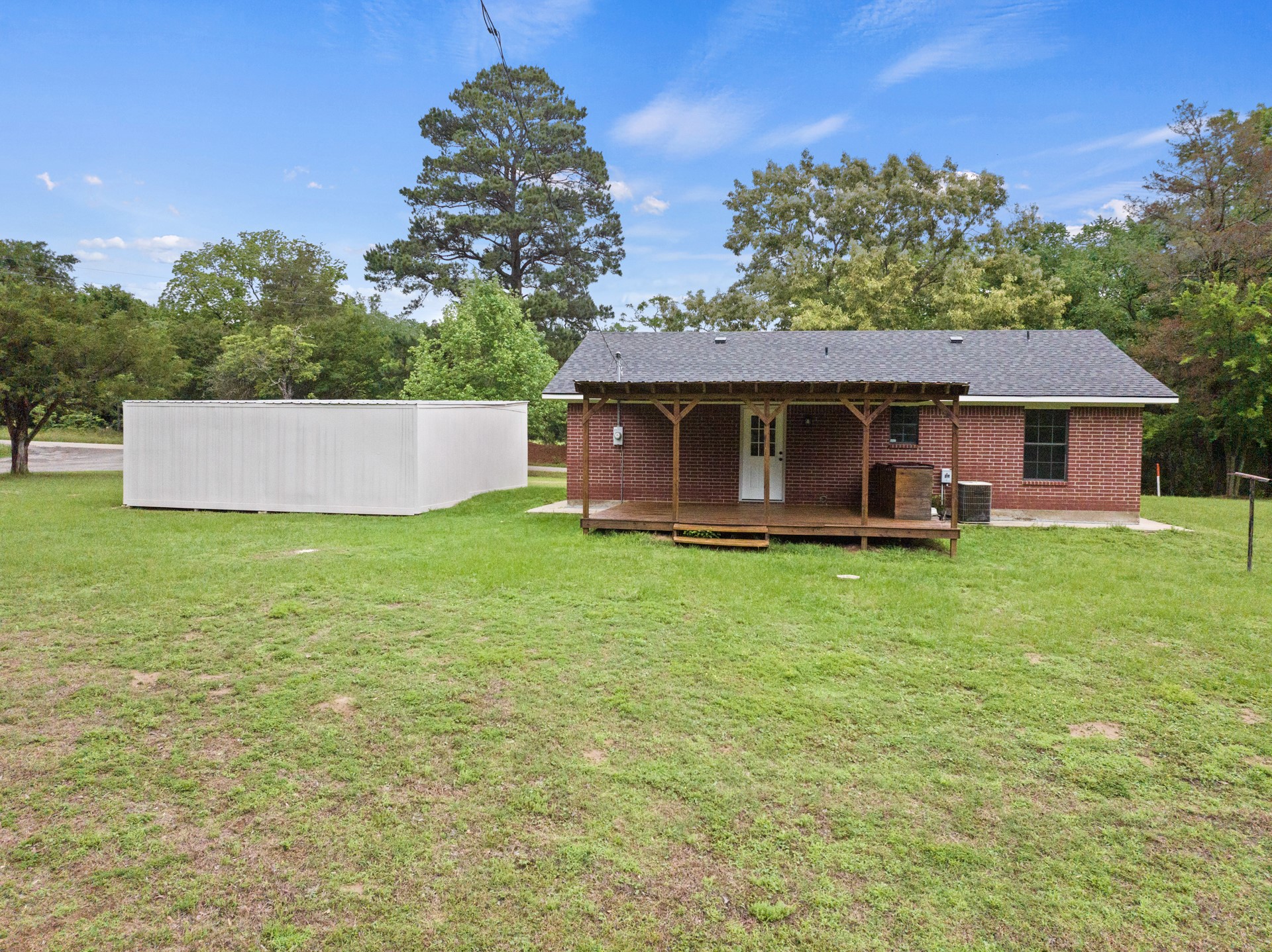 7479 County Road 1200