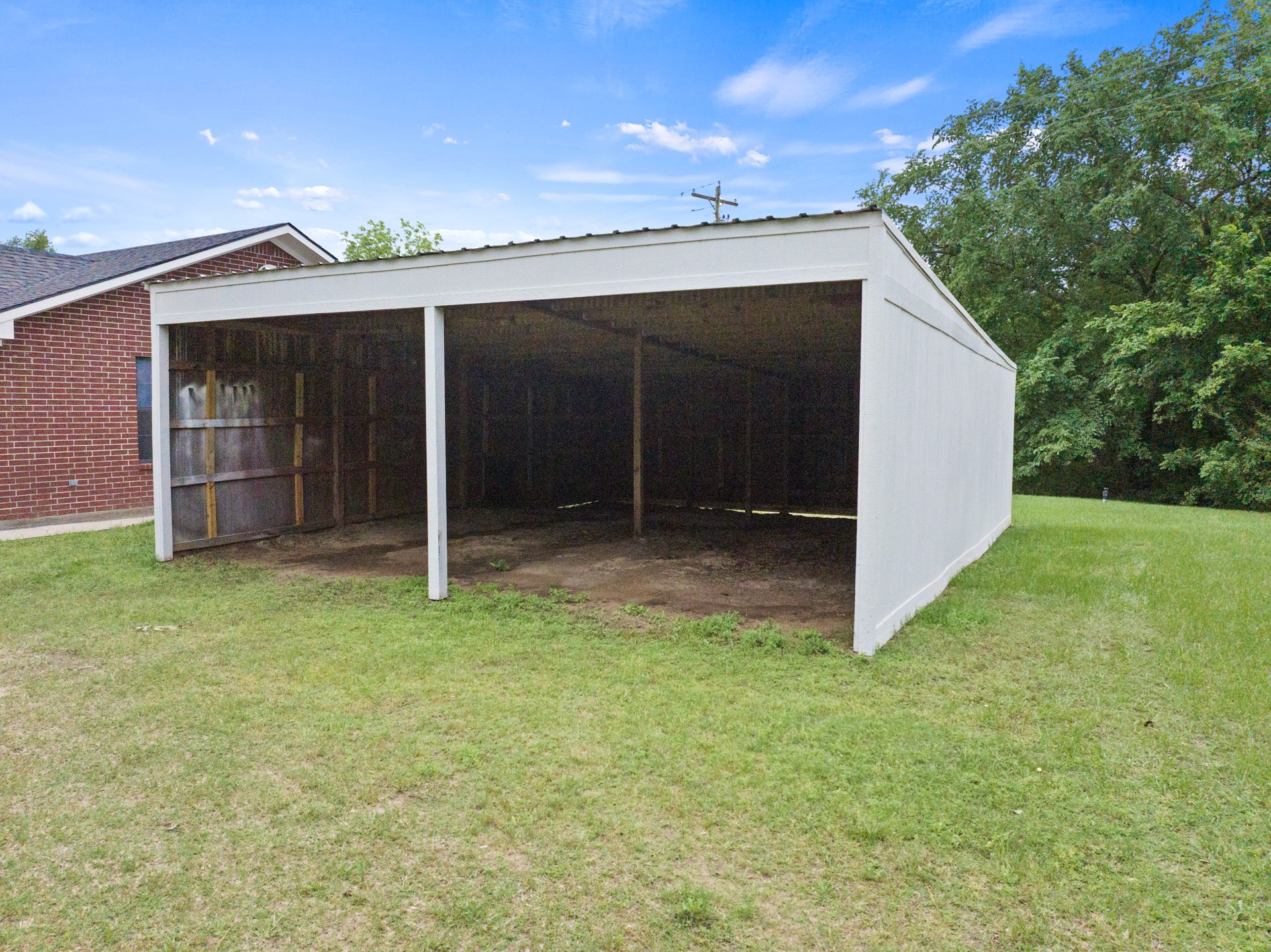 7479 County Road 1200