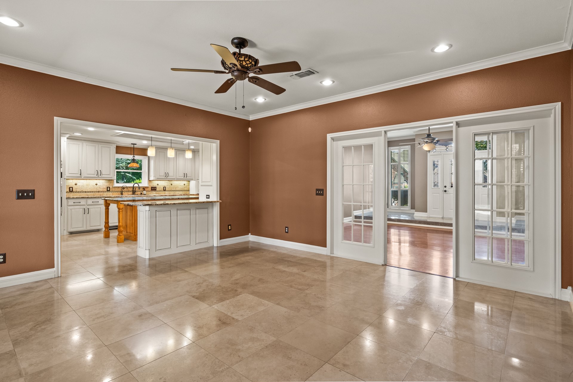 212 Turnberry Circle