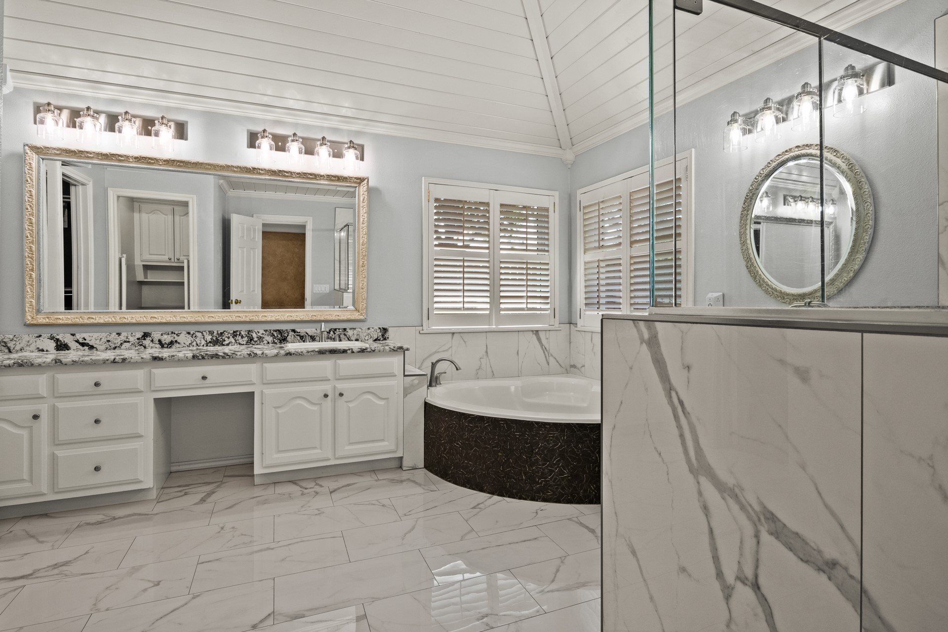 212 Turnberry Circle