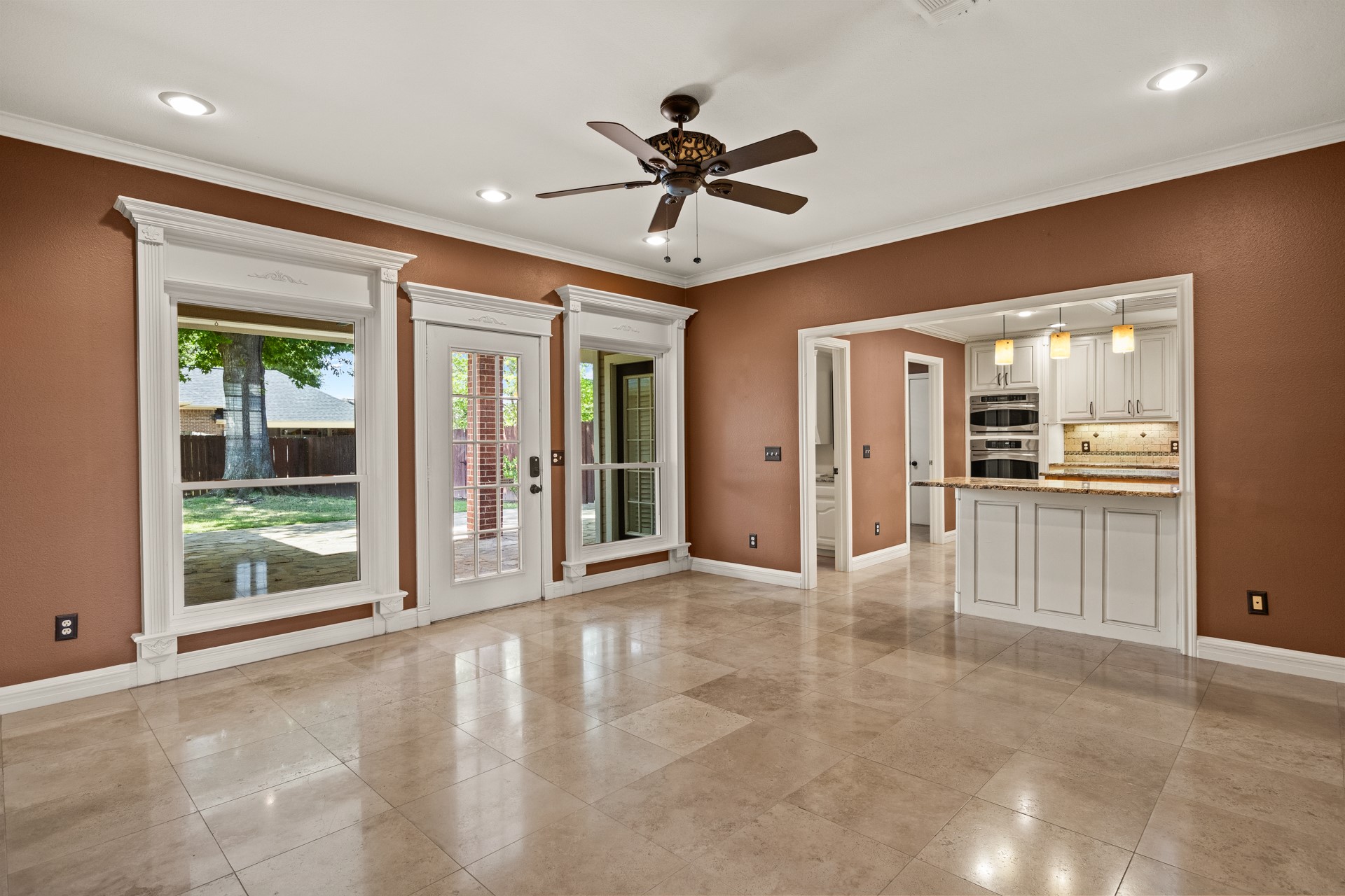 212 Turnberry Circle