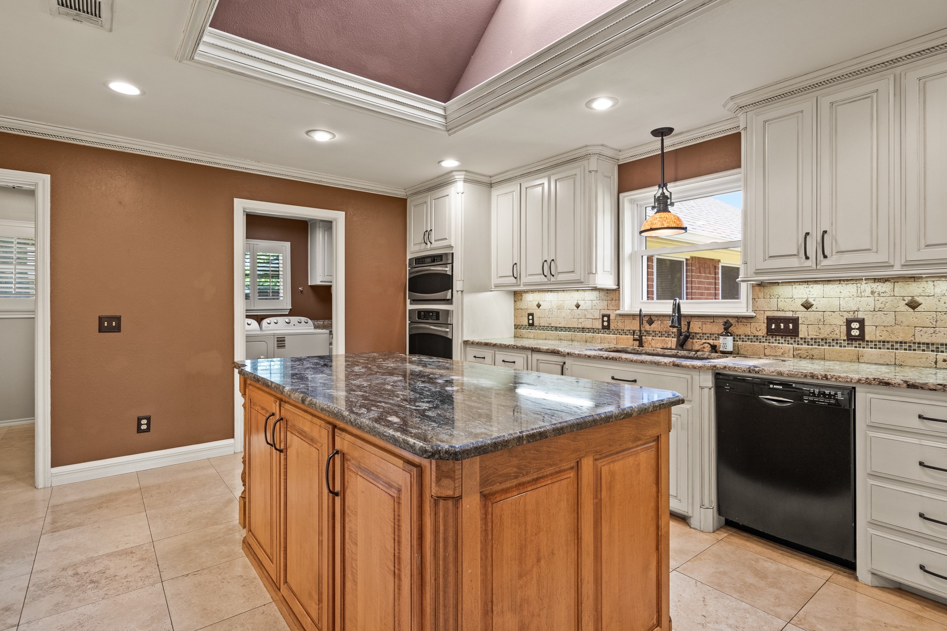 212 Turnberry Circle