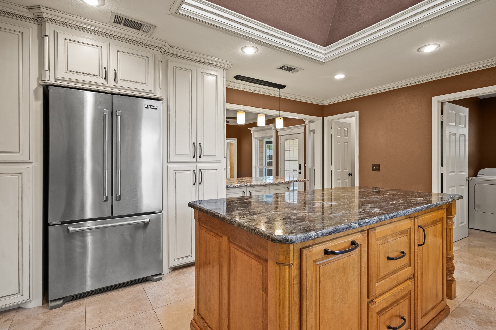 212 Turnberry Circle