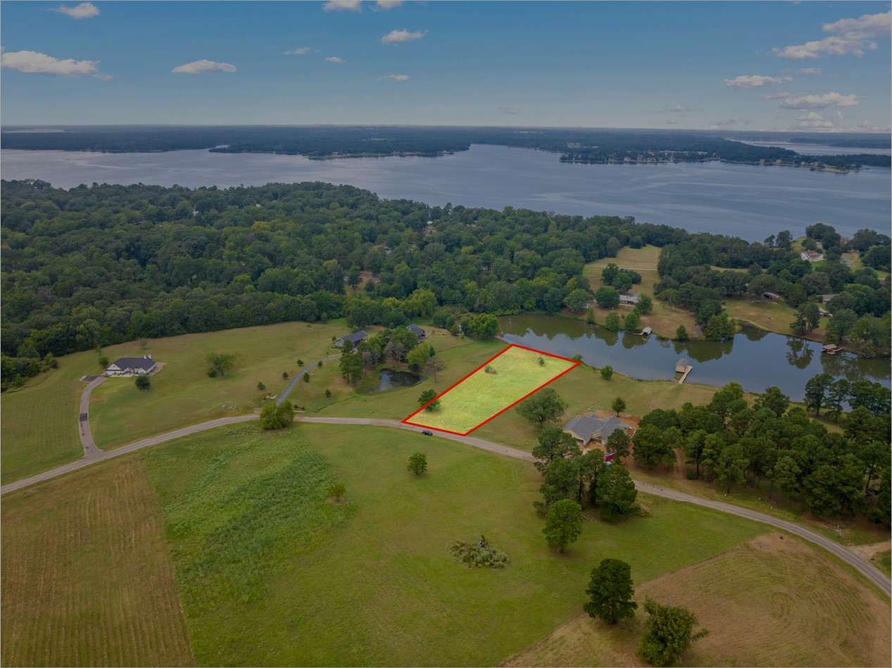 LOT 48 PR 52320