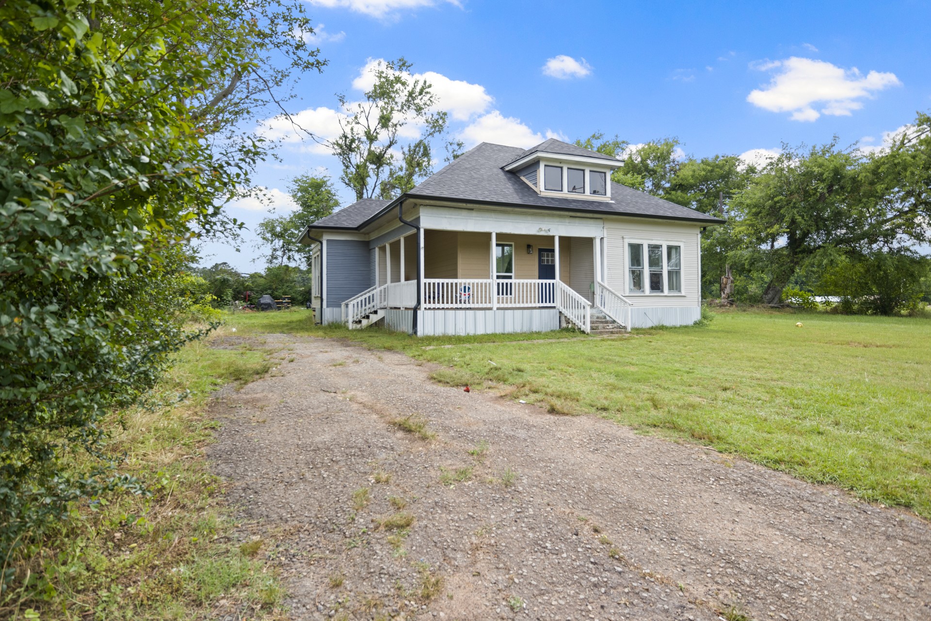 4670 Texas Highway 49