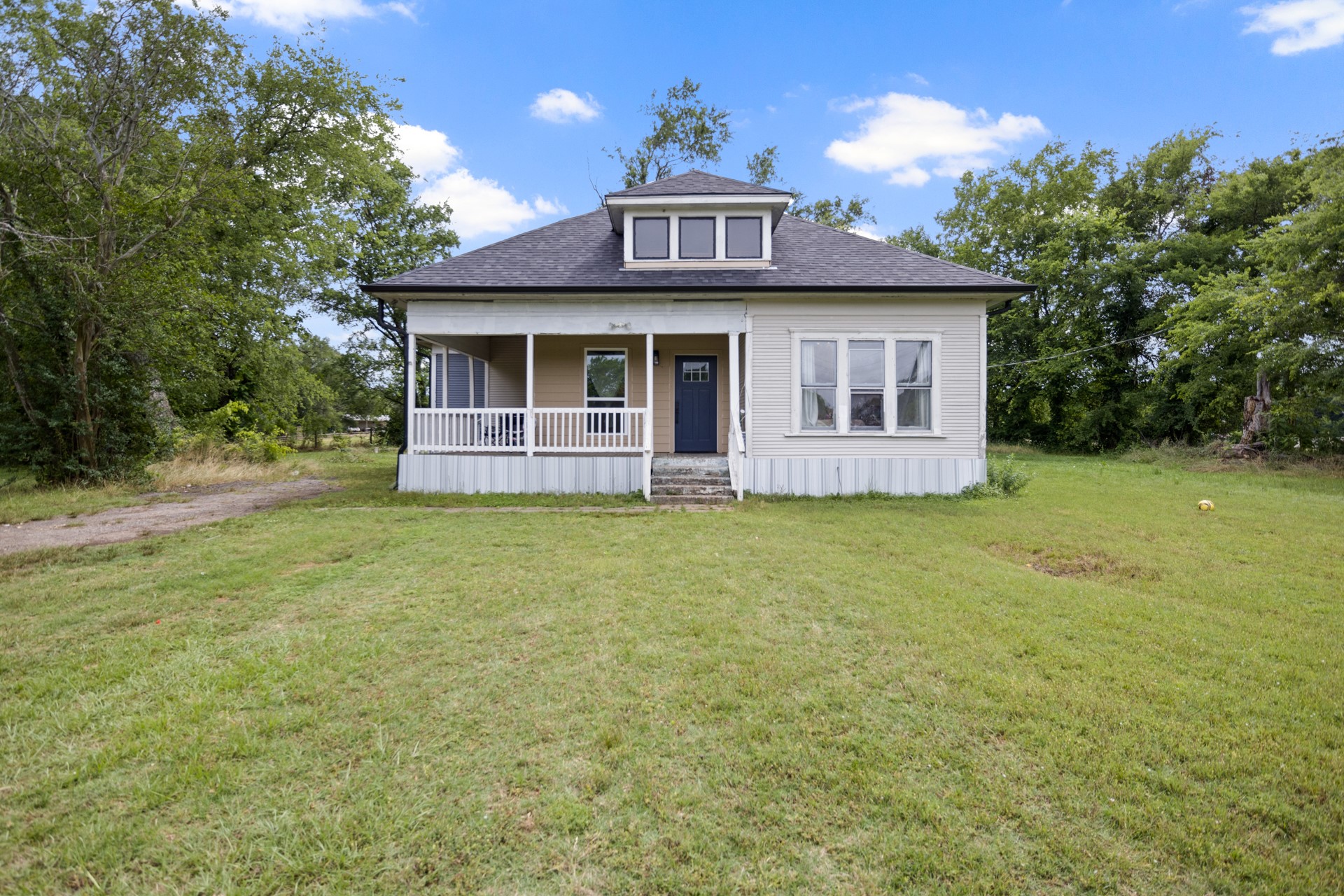 4670 Texas Highway 49