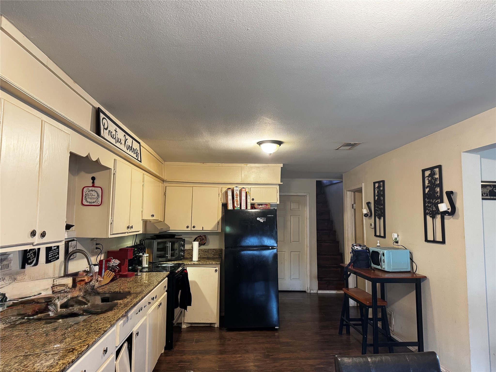 108 N Ellis Ave Avenue