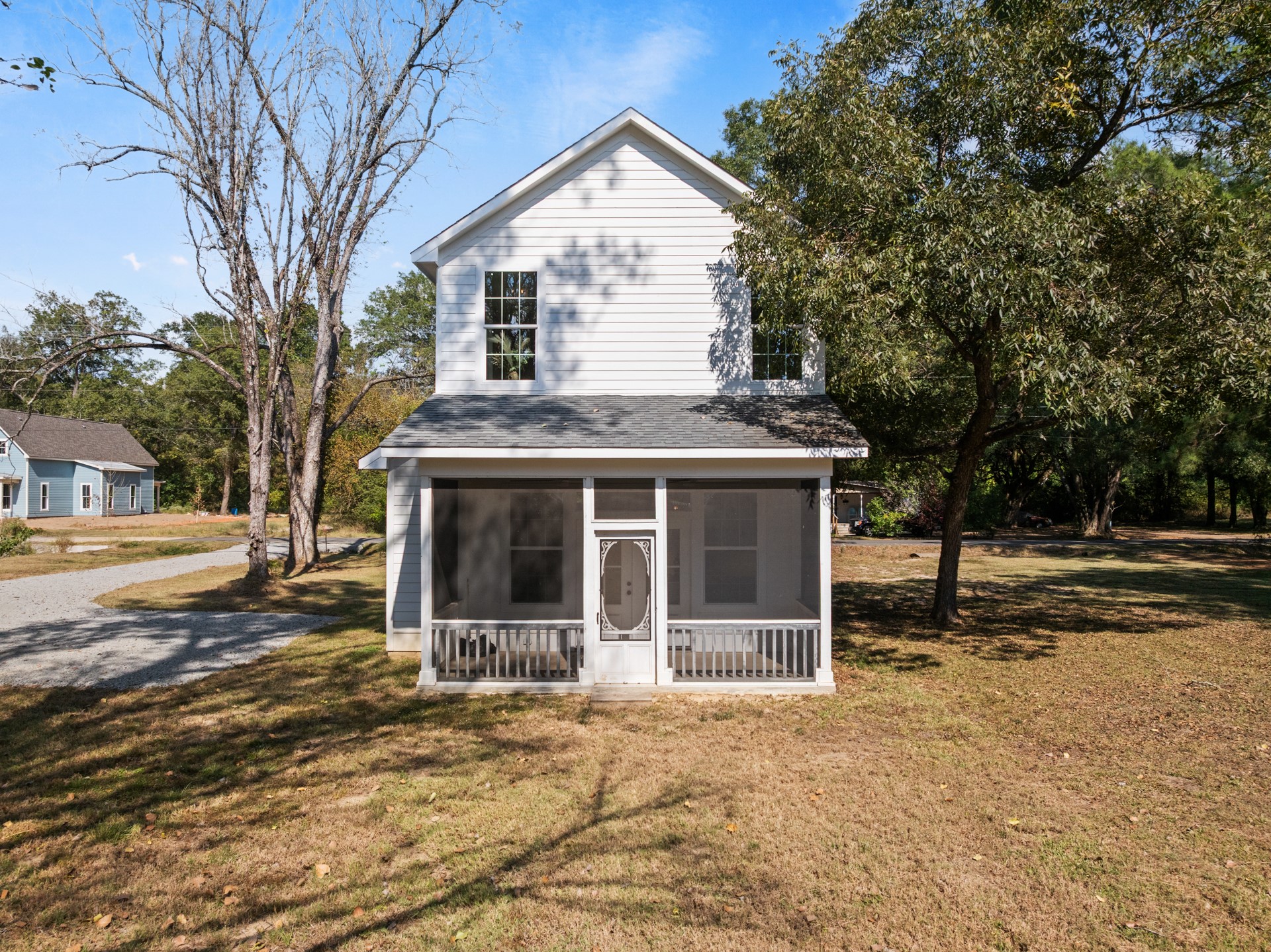 655 N SODA Street