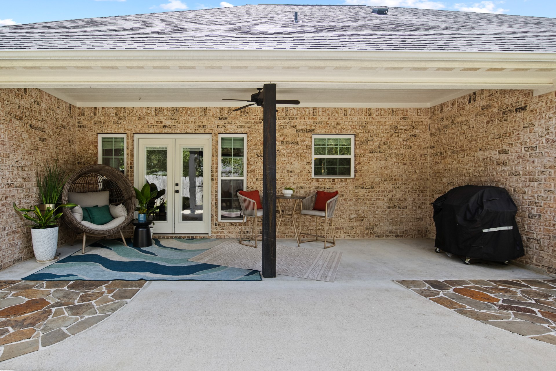 2729 Stone Briar