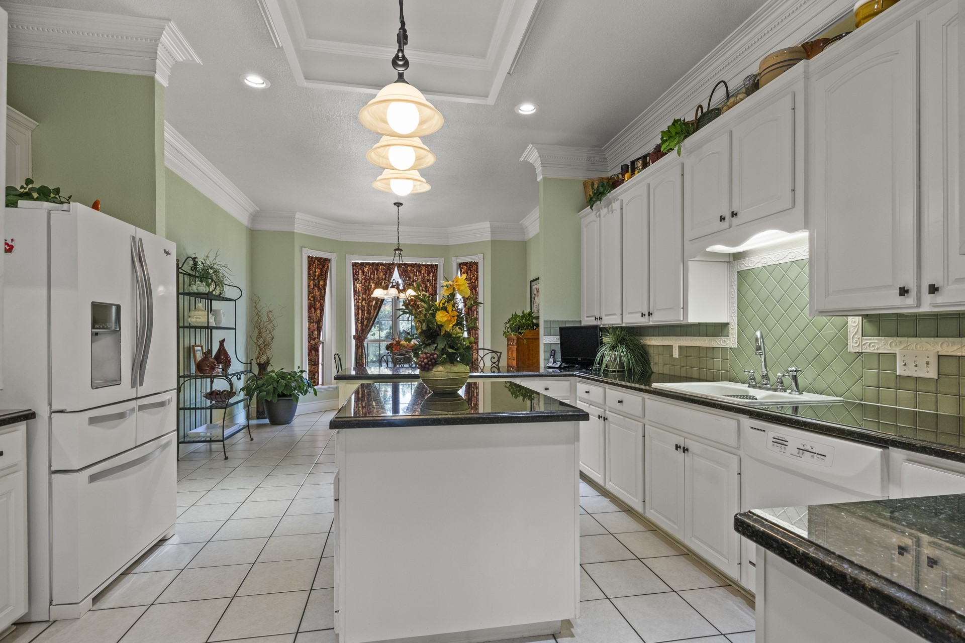 903 Deer Trail Ln