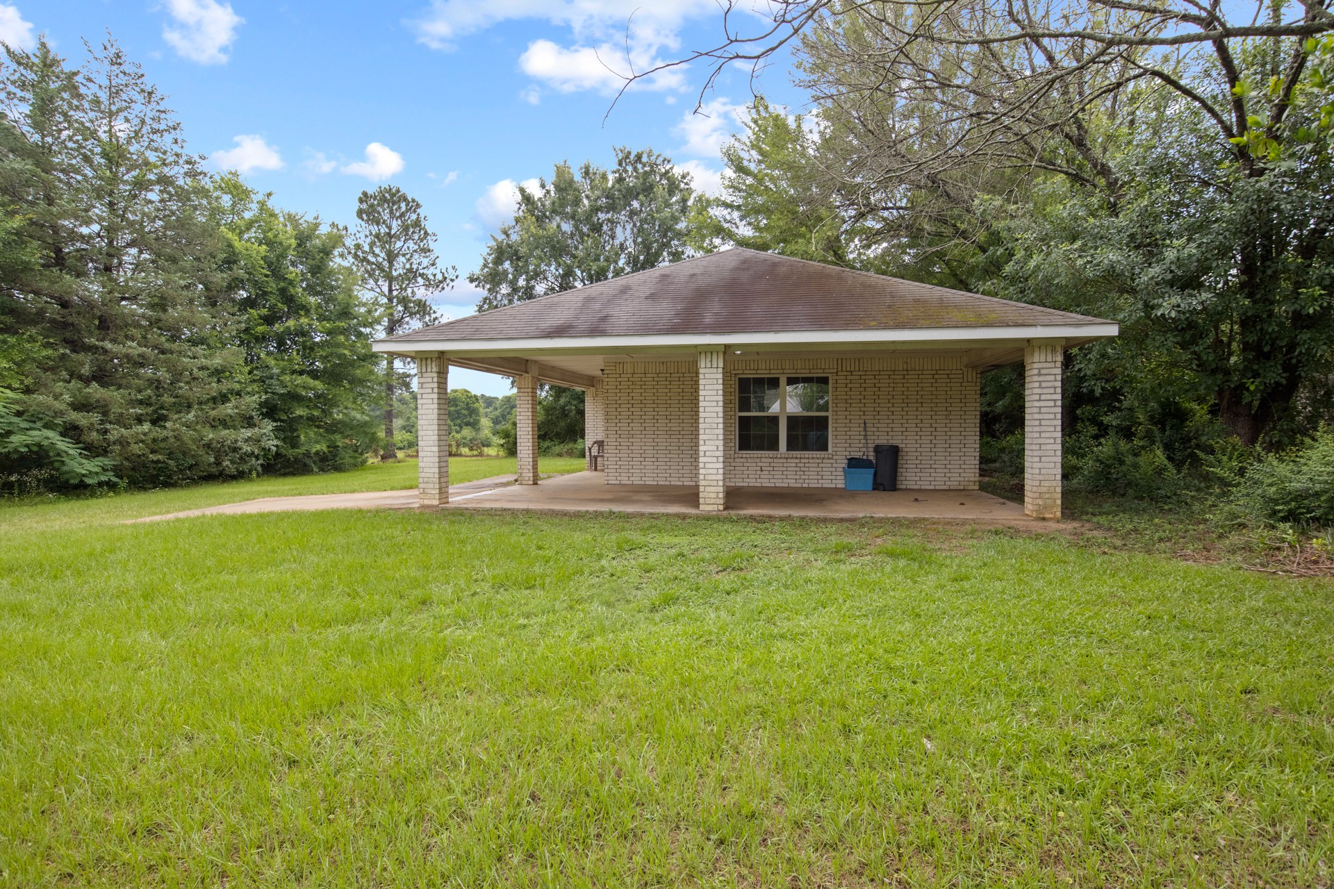 65 RHYNE
