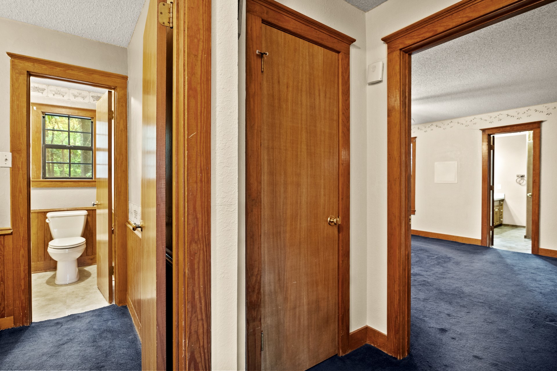 8659 Farm Road 115