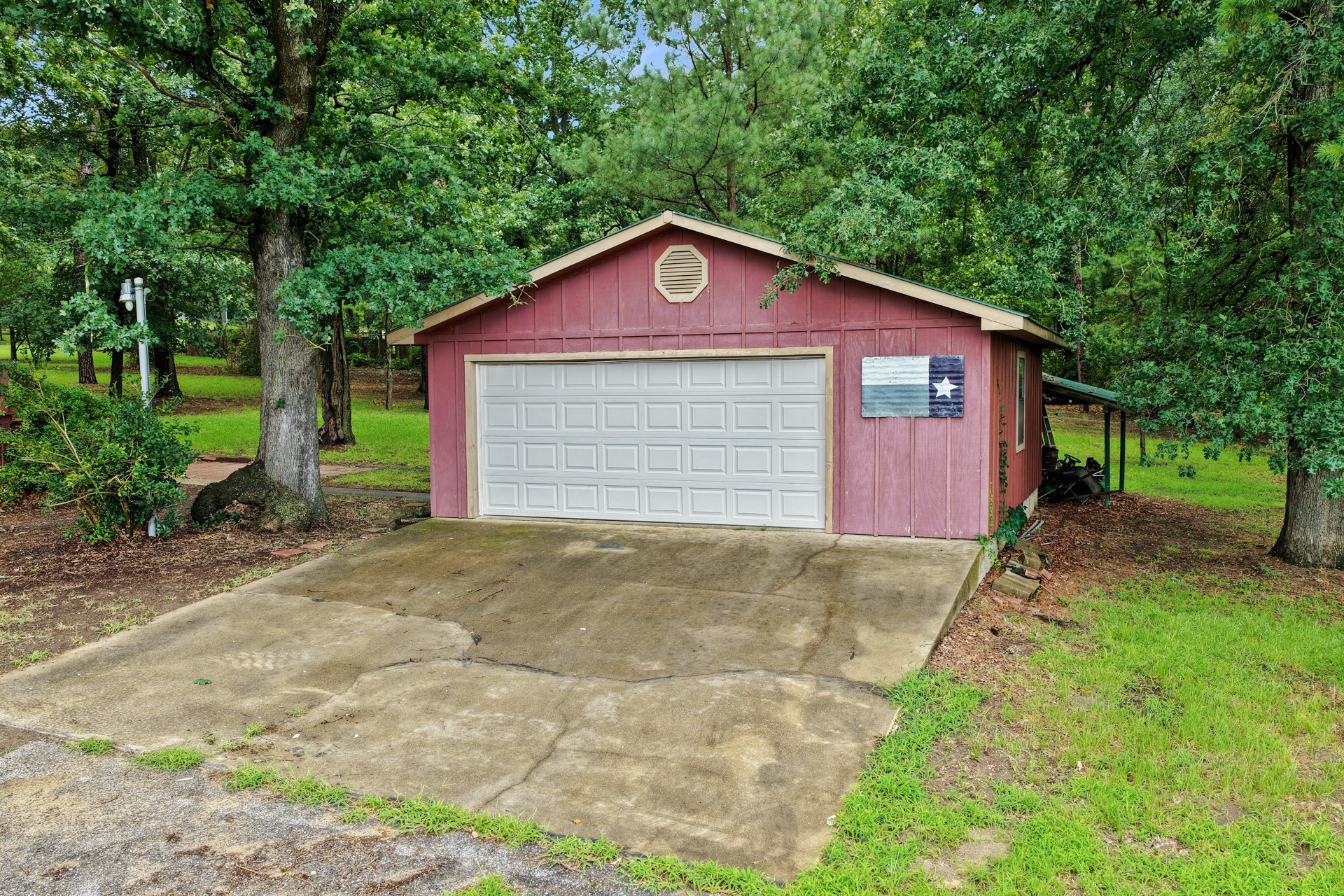 8659 Farm Road 115