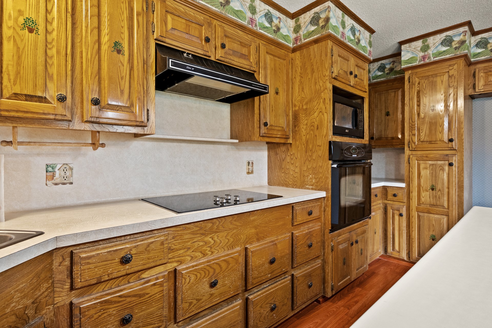 8659 Farm Road 115