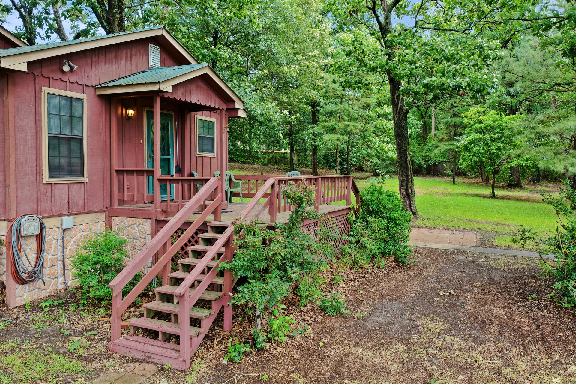 8659 Farm Road 115