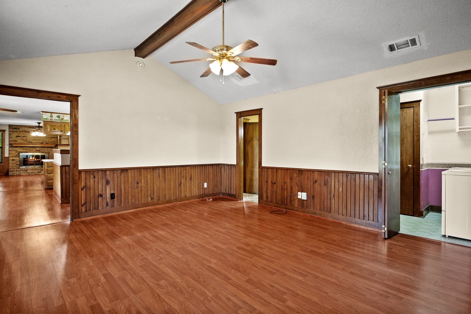 8659 Farm Road 115
