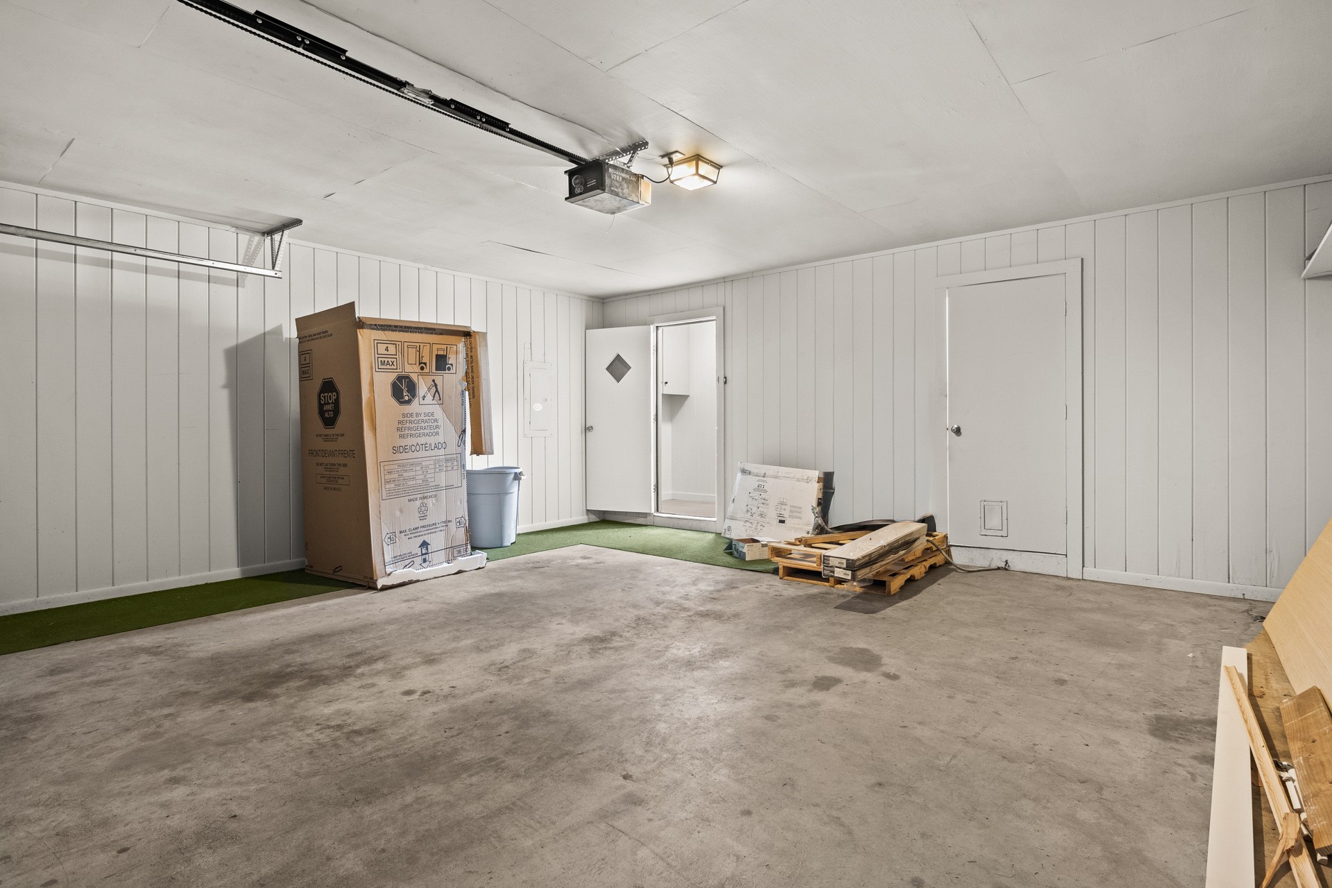 607 W Campbell Road