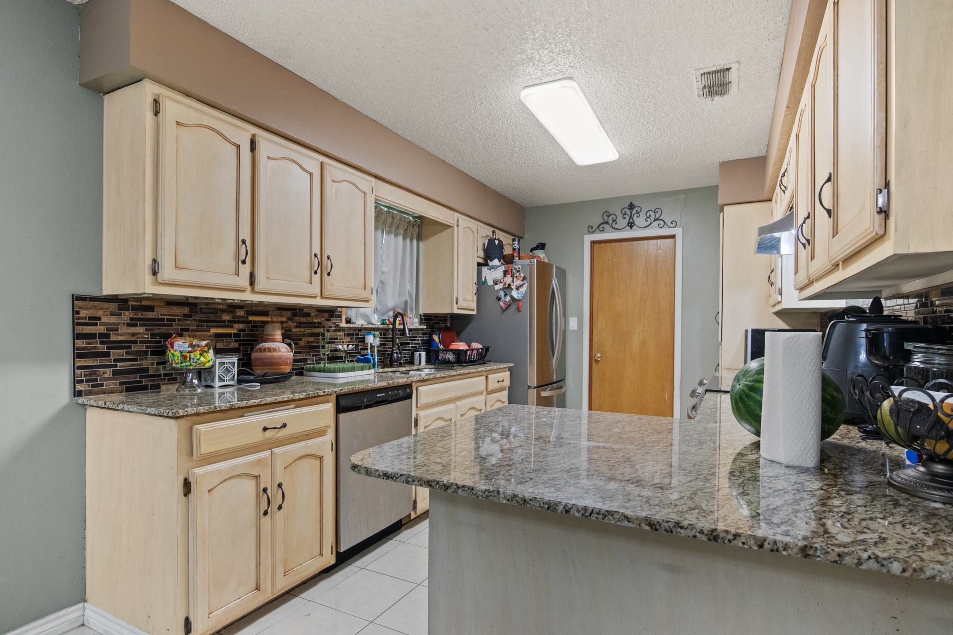 206 Carr Drive