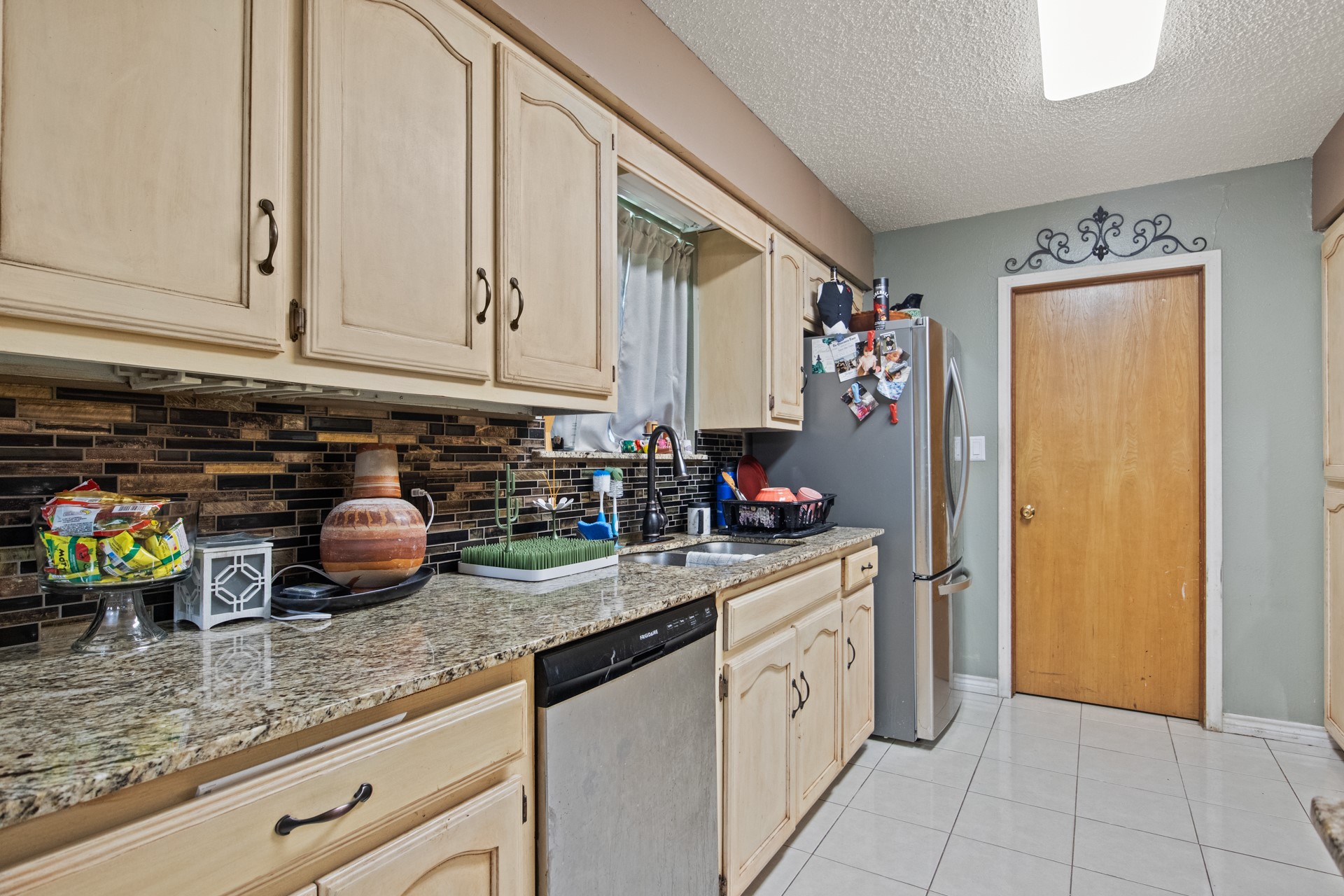 206 Carr Drive