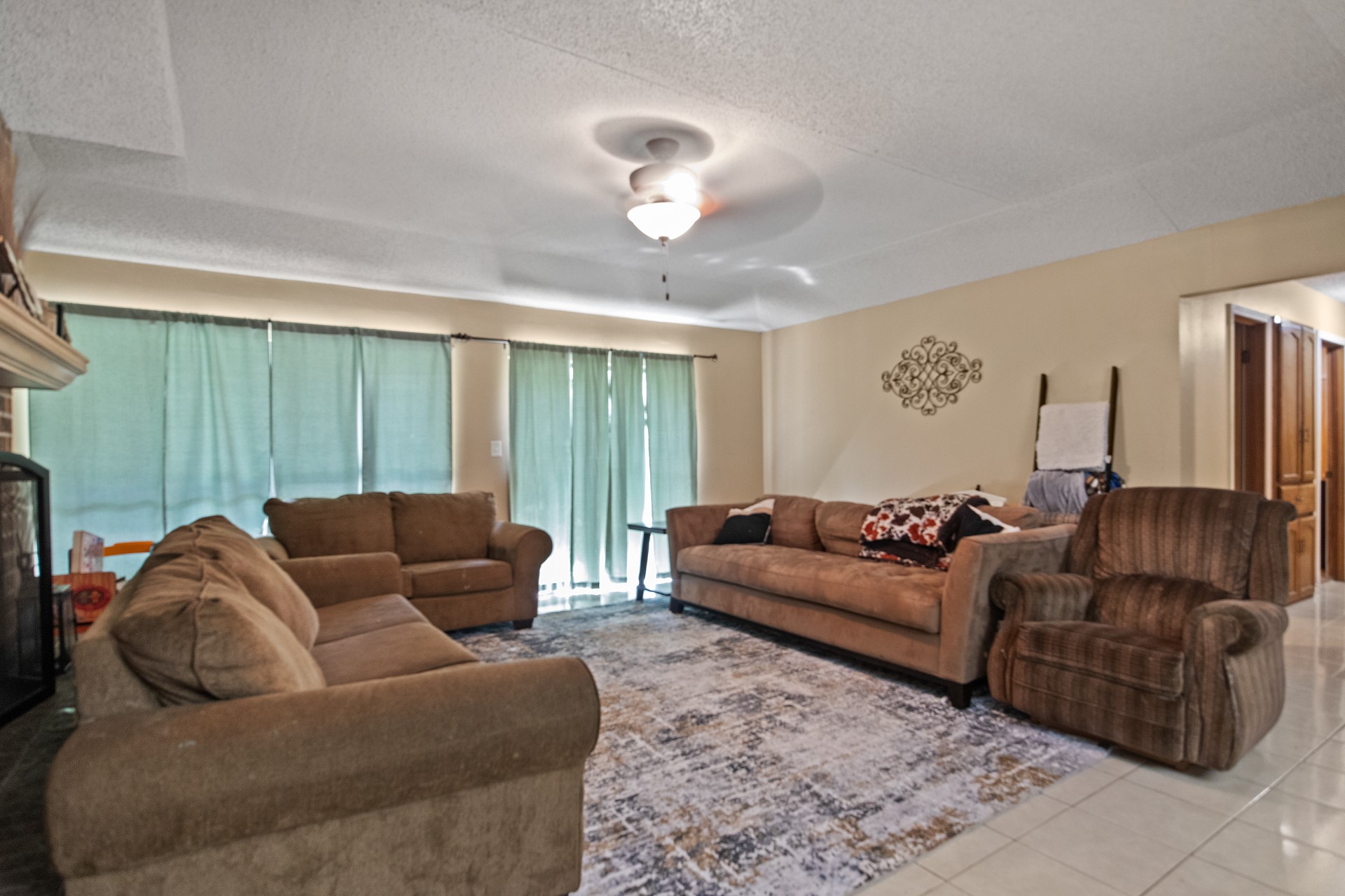 206 Carr Drive
