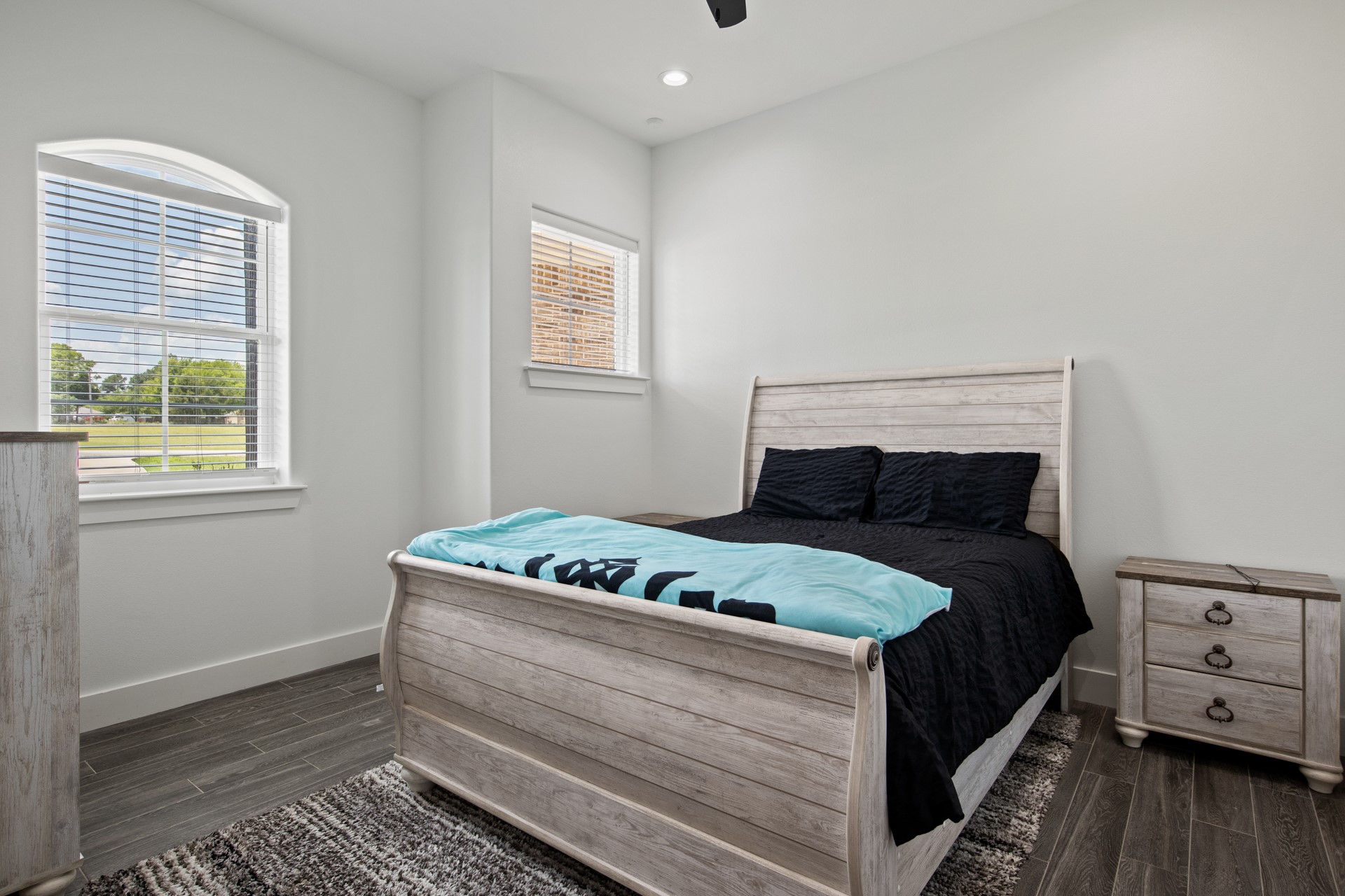 367 Private Road 54166