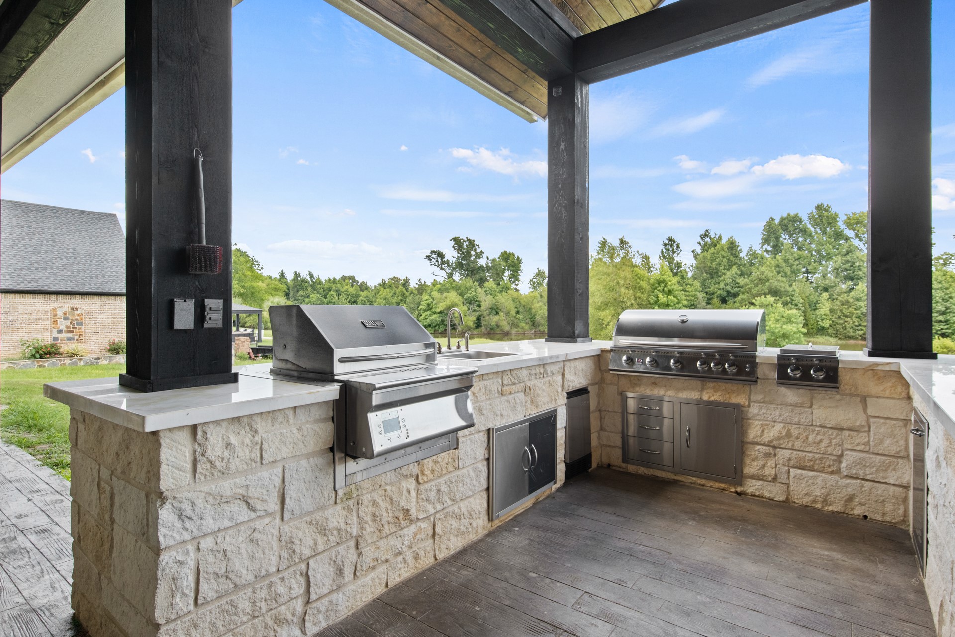 367 Private Road 54166