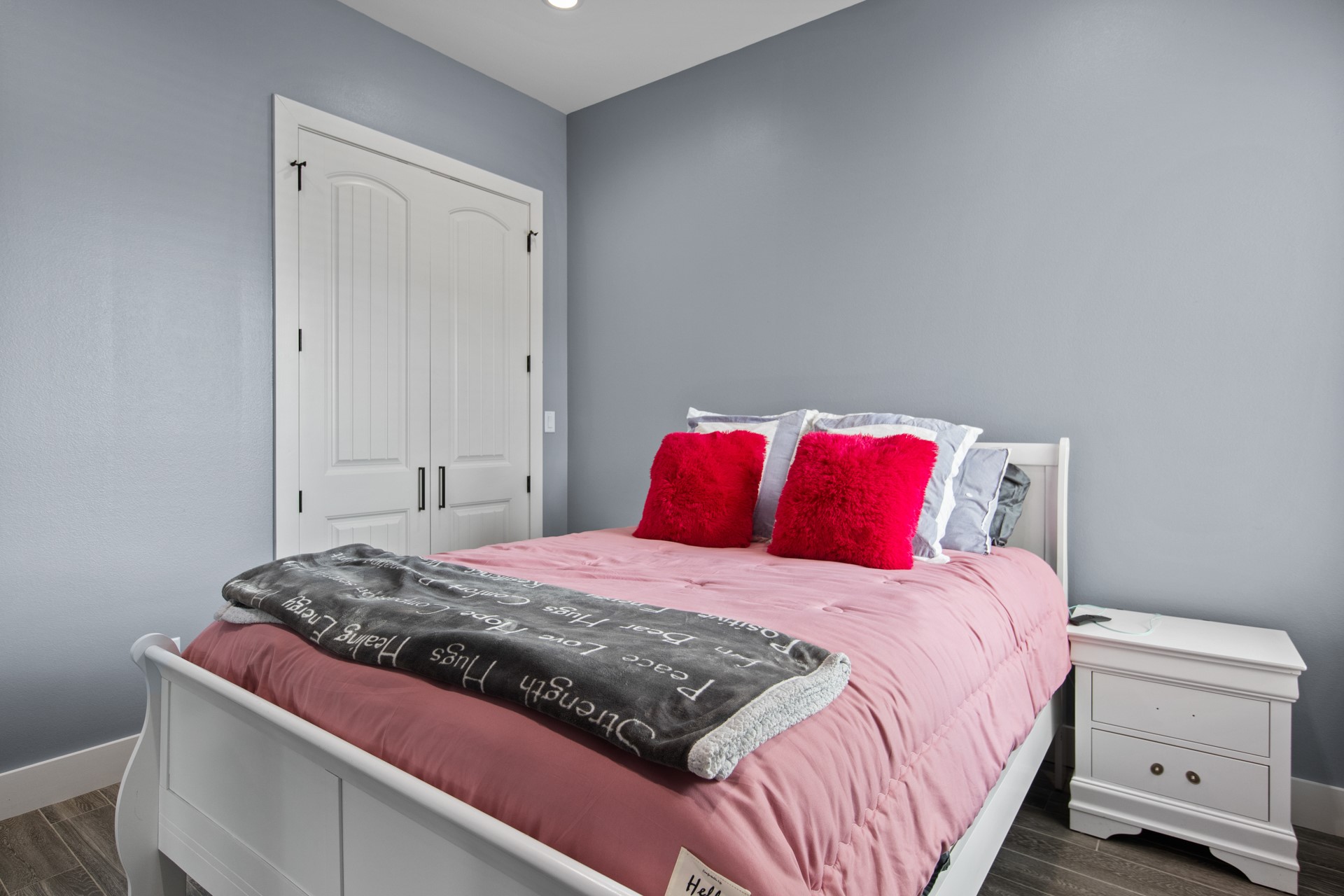 367 Private Road 54166