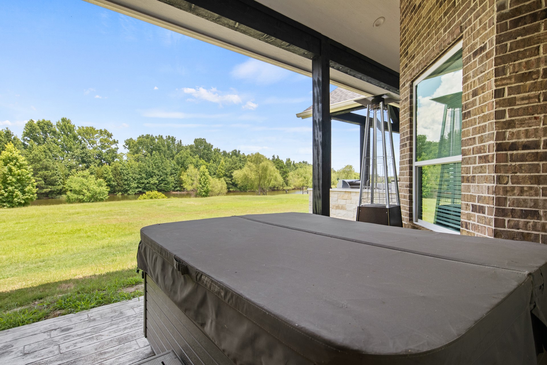 367 Private Road 54166