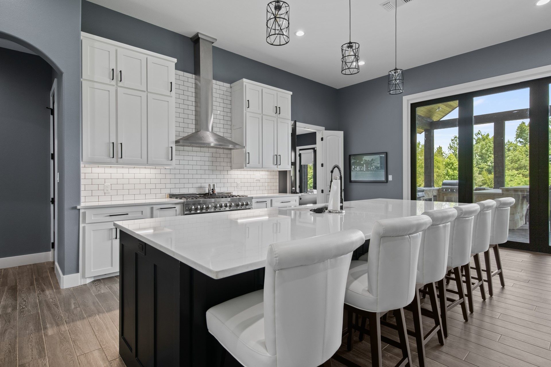 367 Private Road 54166