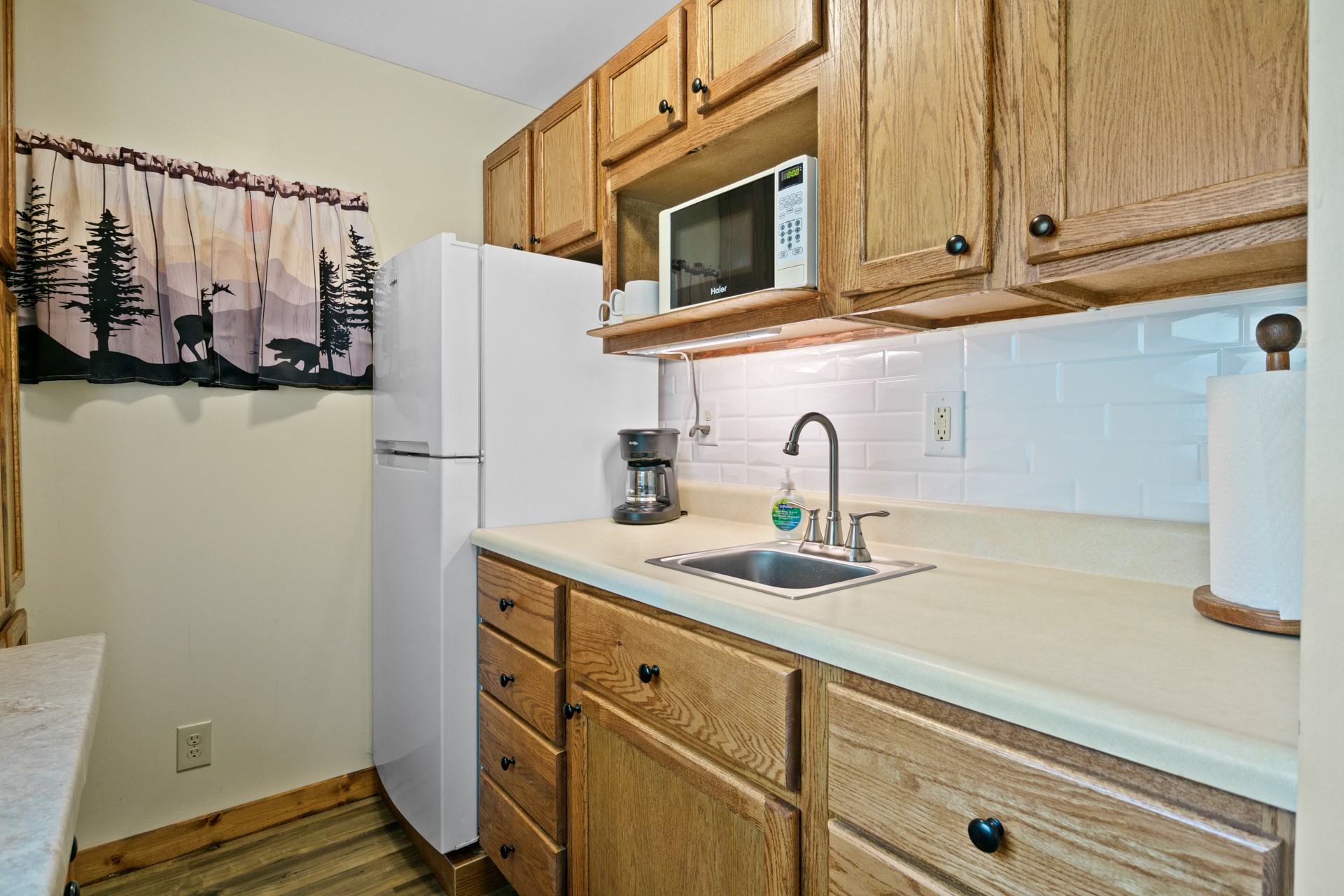119 Private Road 52614