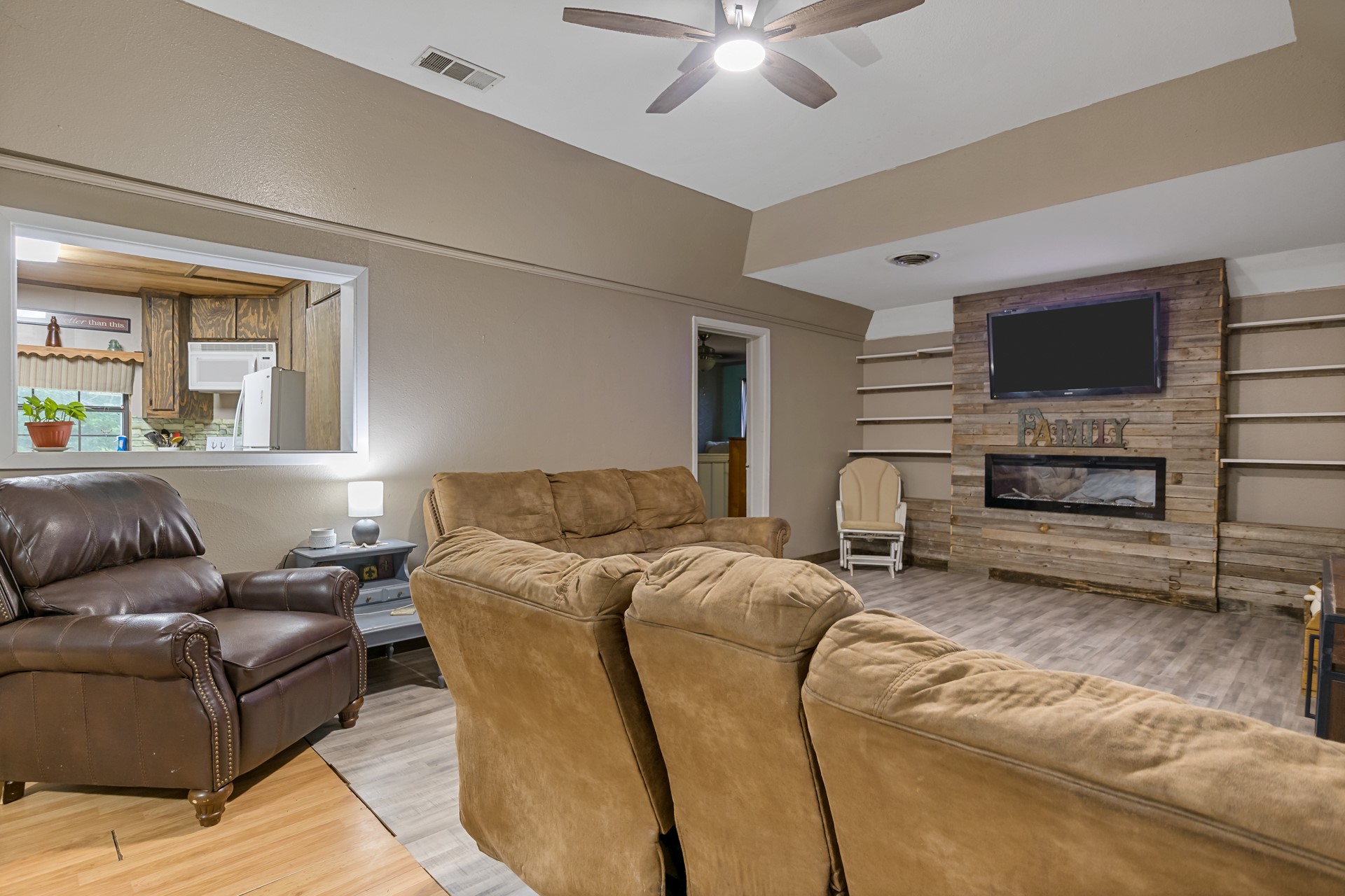1710 COUNTY ROAD 2928