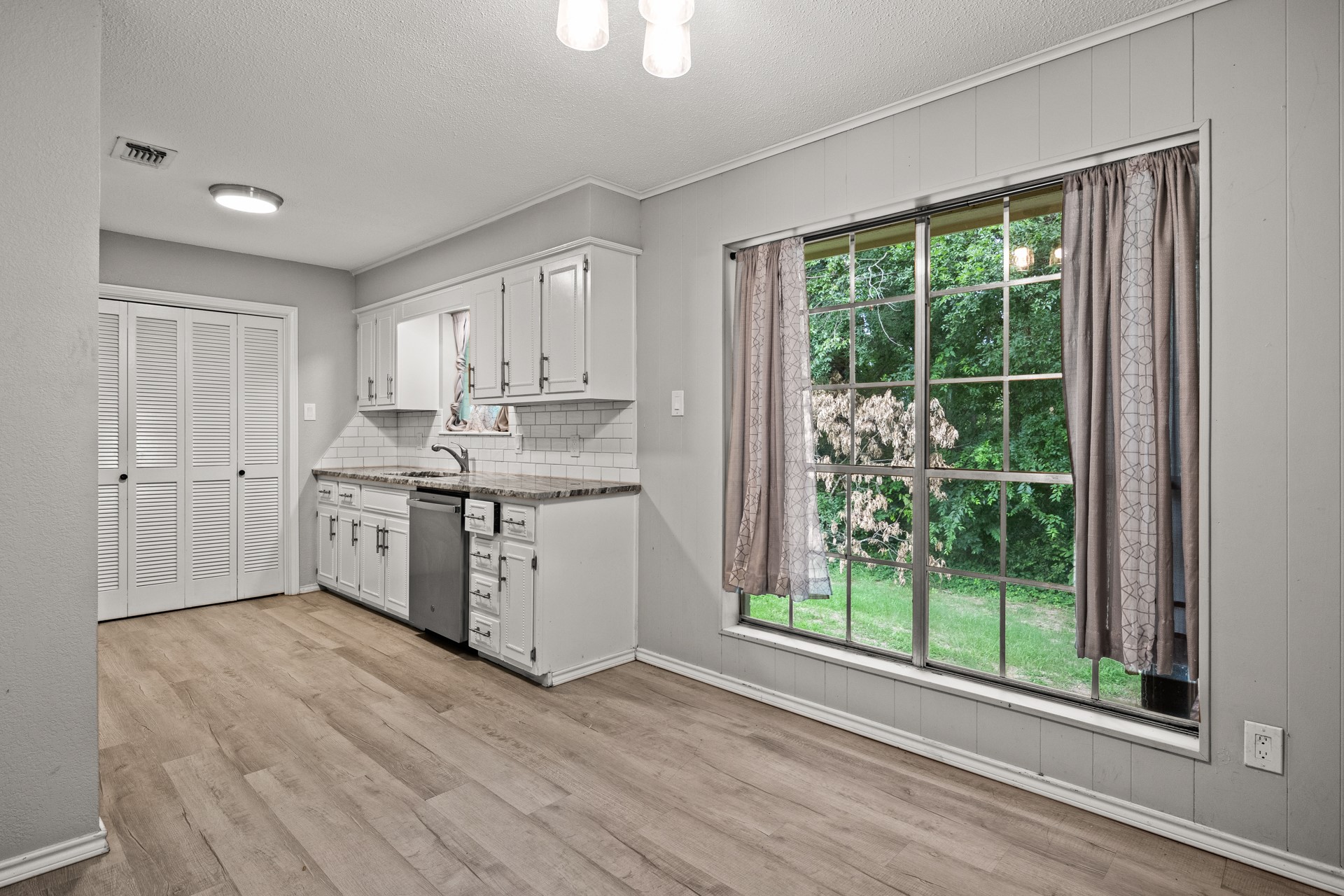 105 Kent Drive