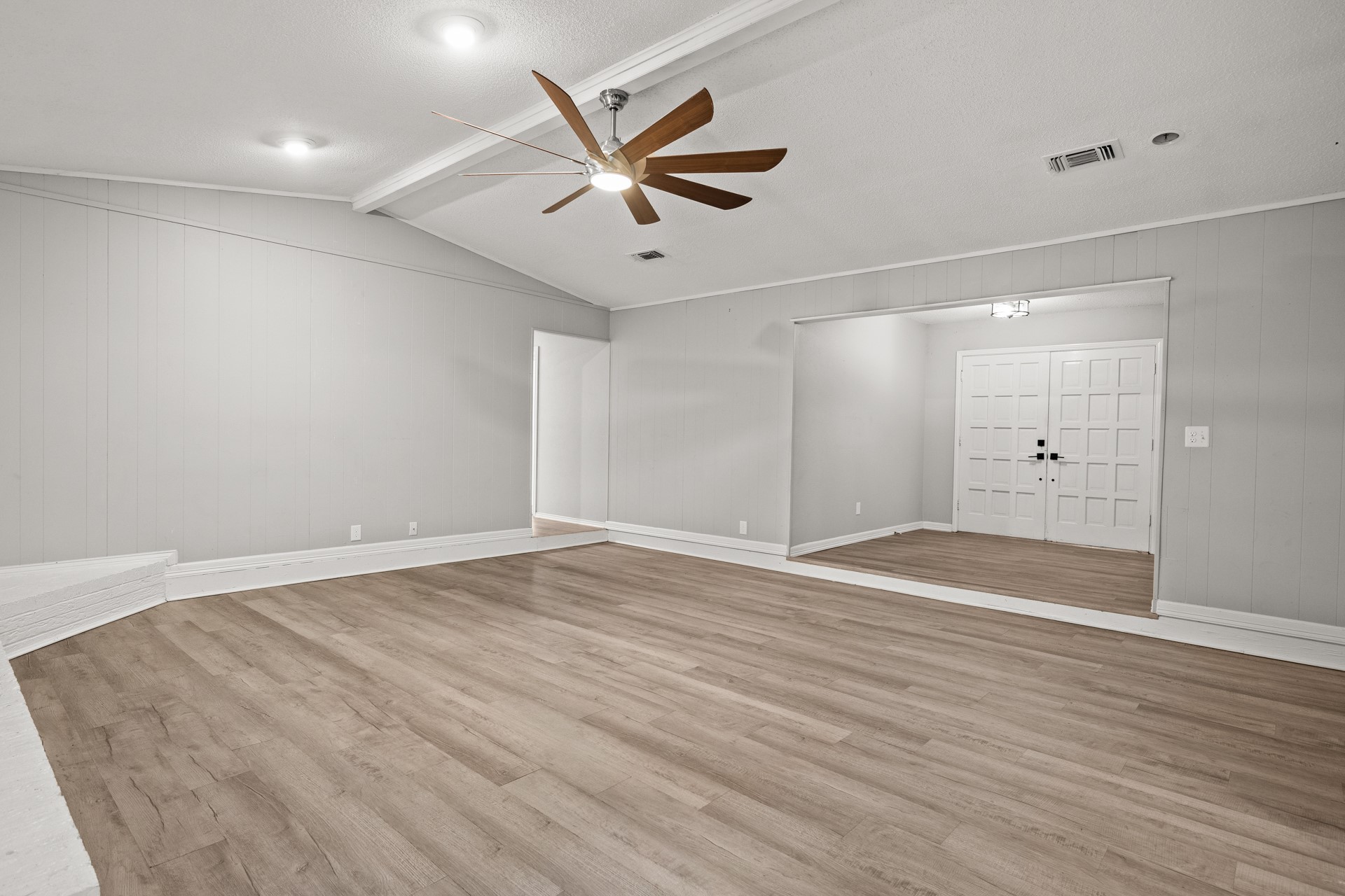 105 Kent Drive