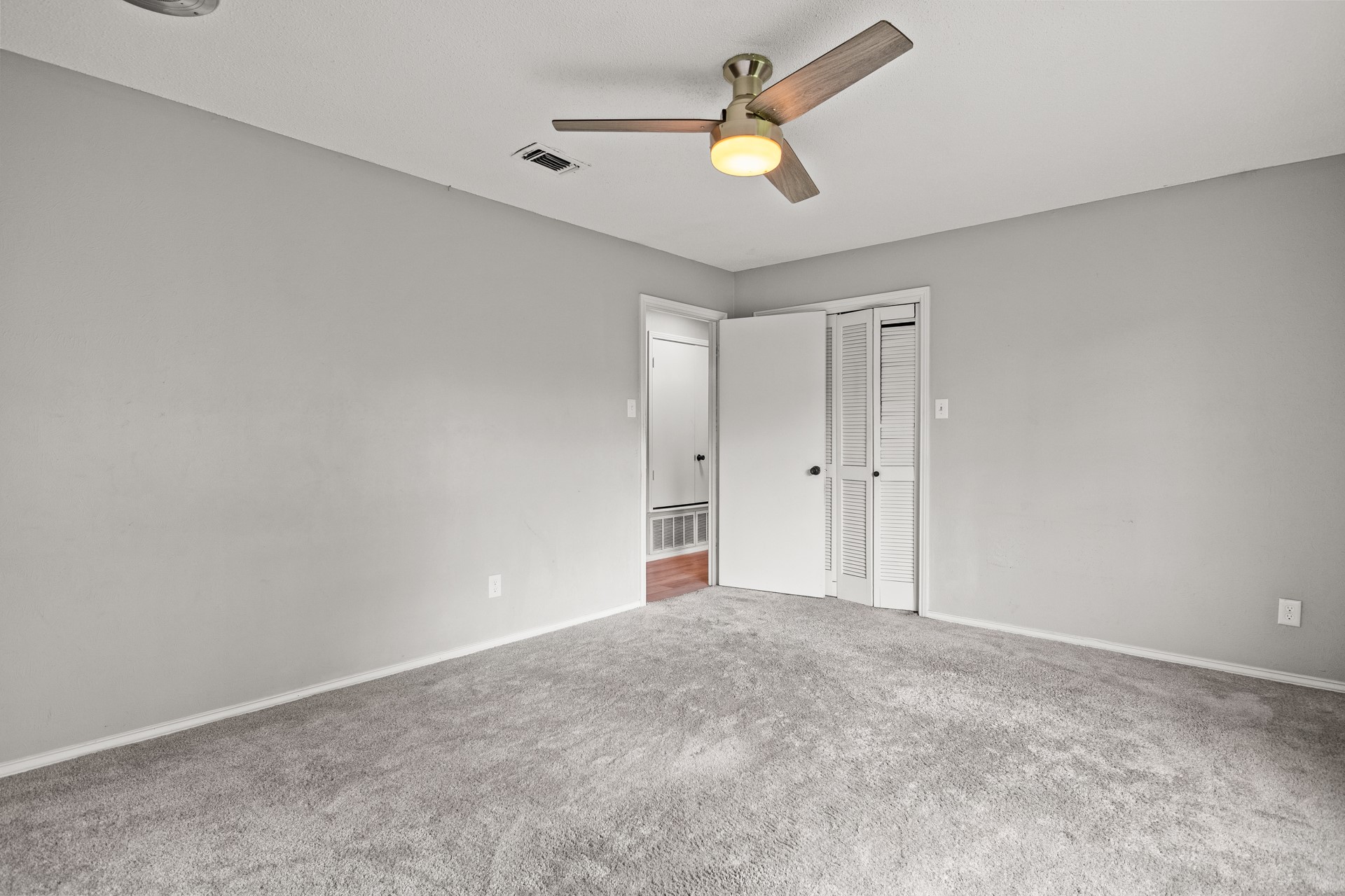 105 Kent Drive