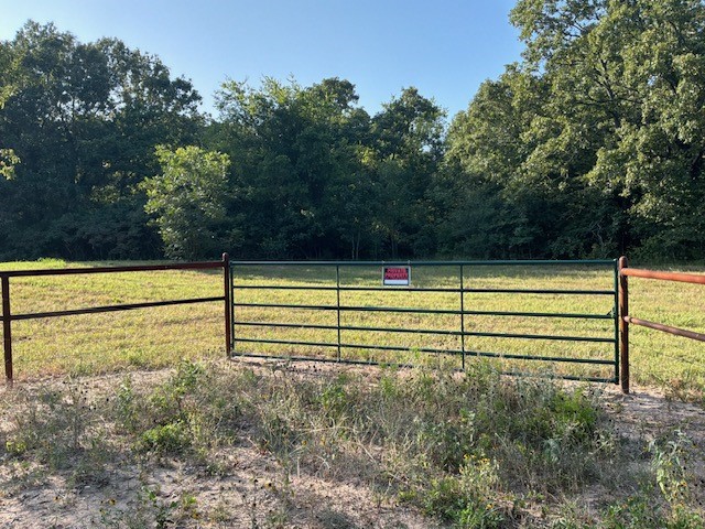 956 NE County Road 2220