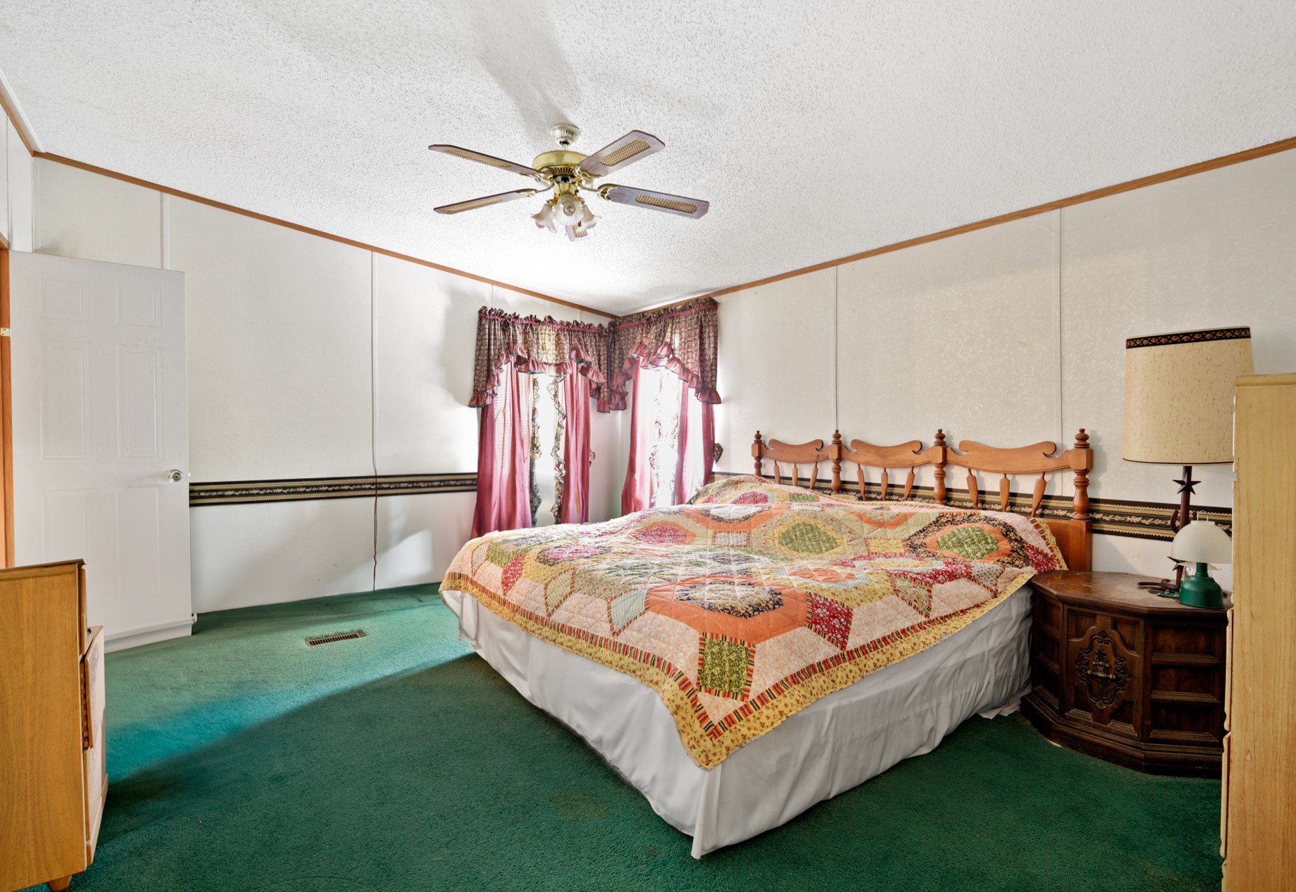 1381 COUNTY ROAD 1763