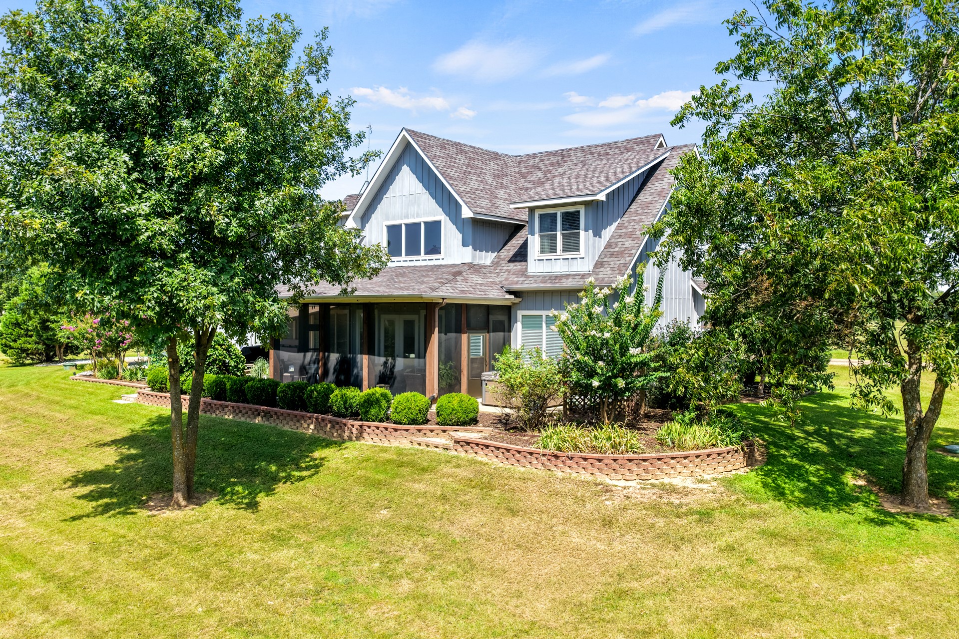245 Private Road 2714