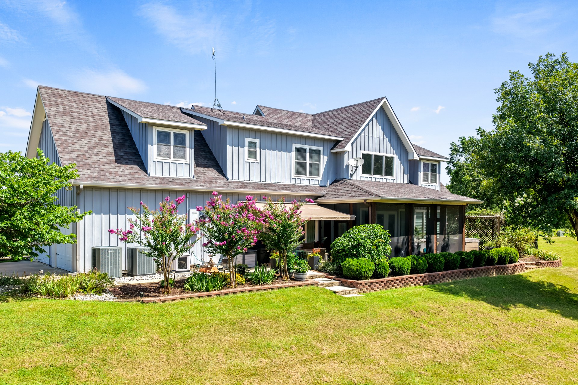 245 Private Road 2714