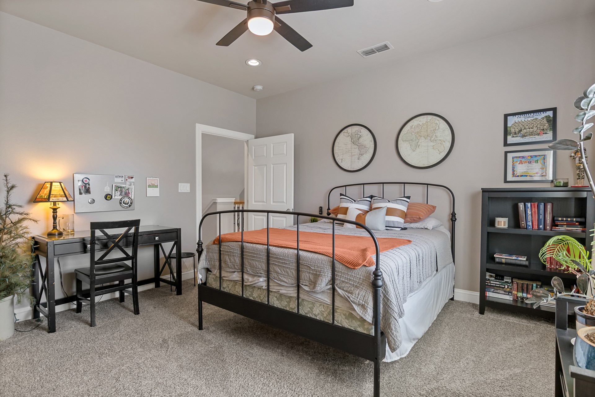 245 Private Road 2714