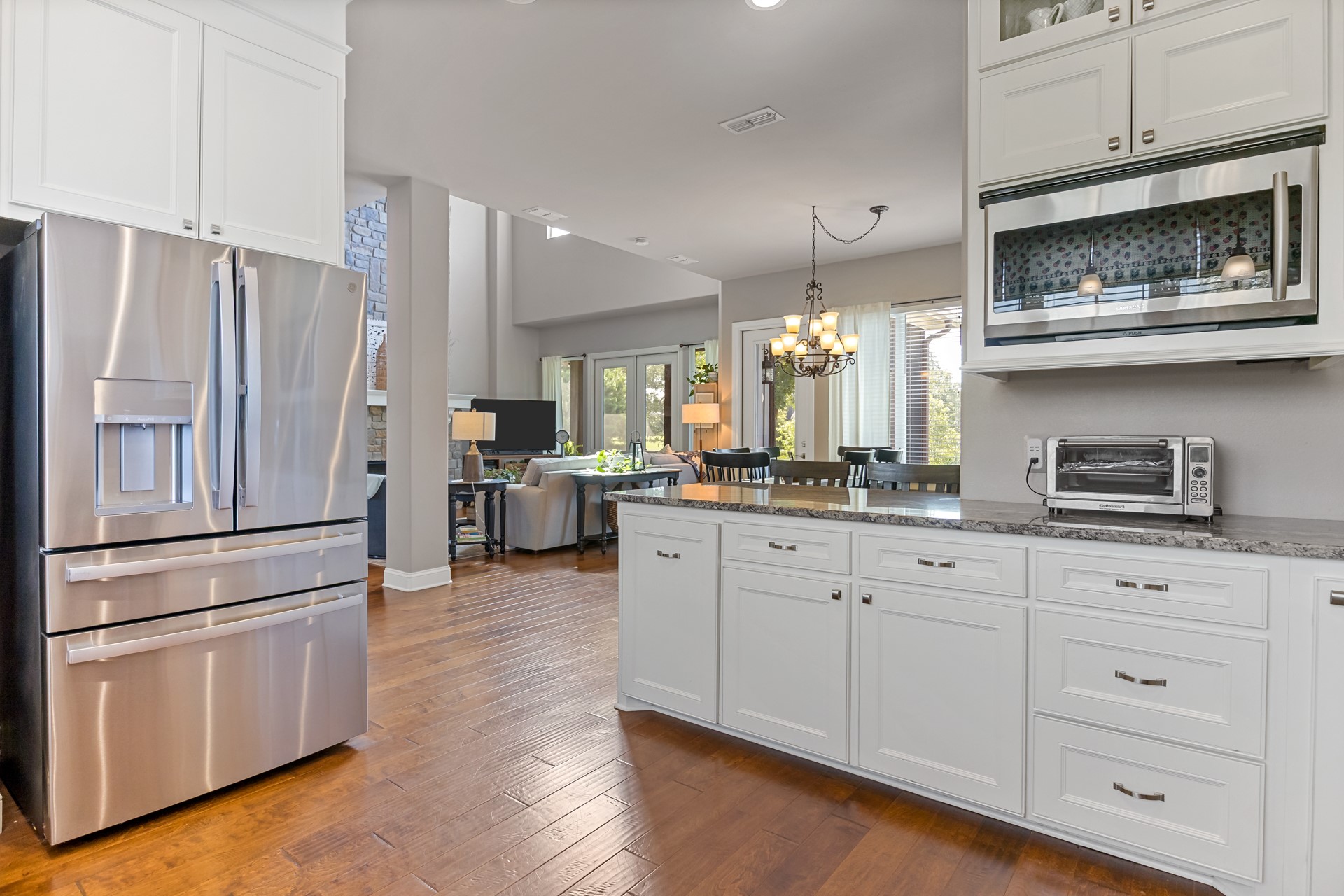 245 Private Road 2714