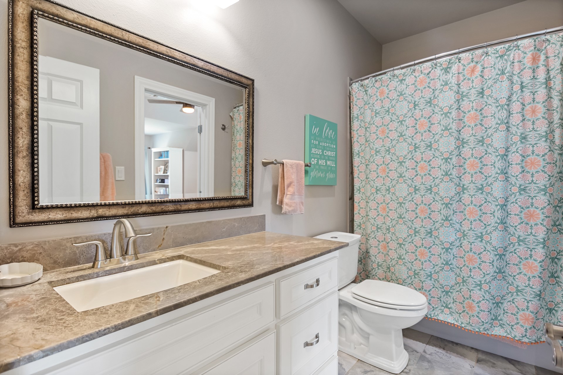 245 Private Road 2714