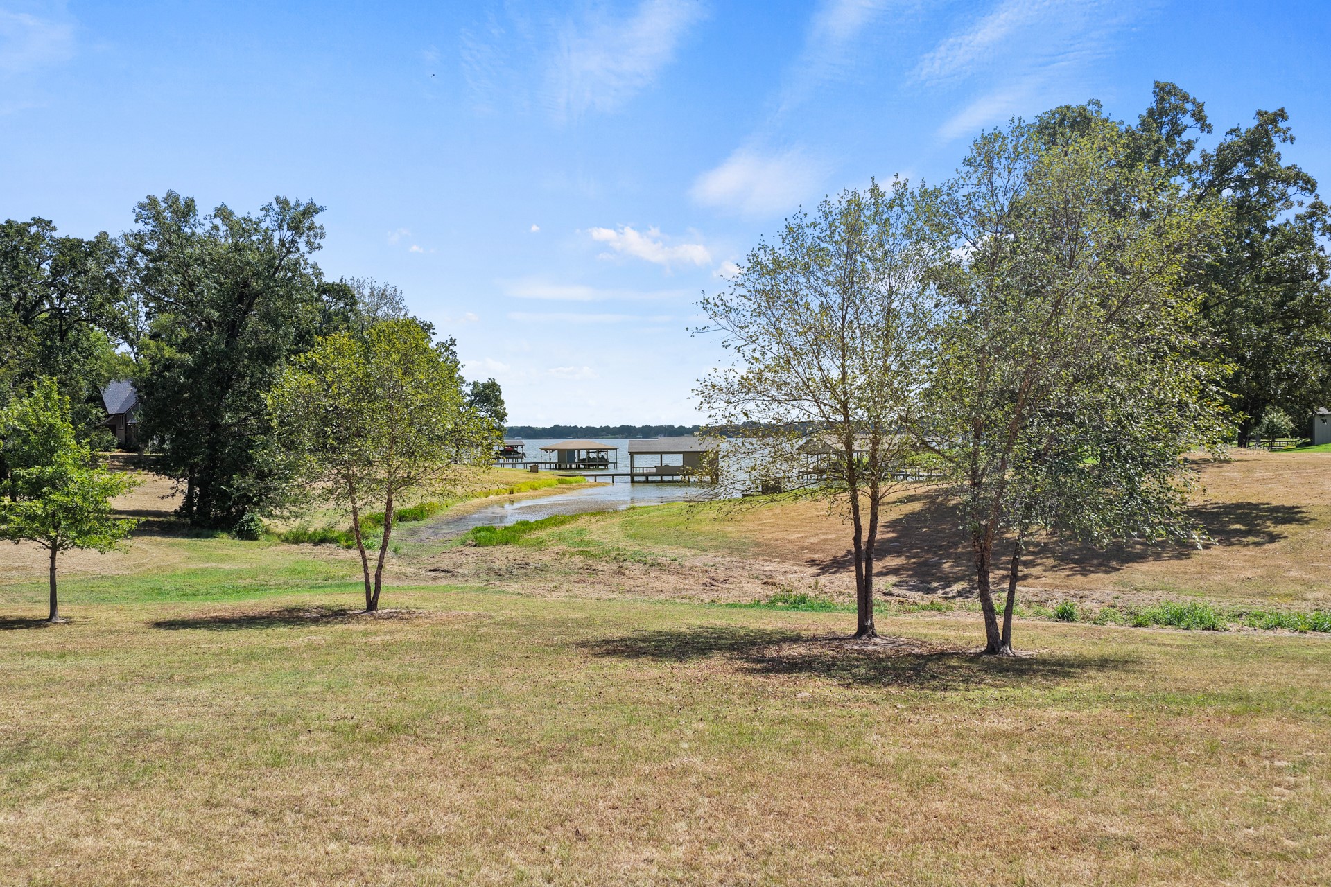 245 Private Road 2714