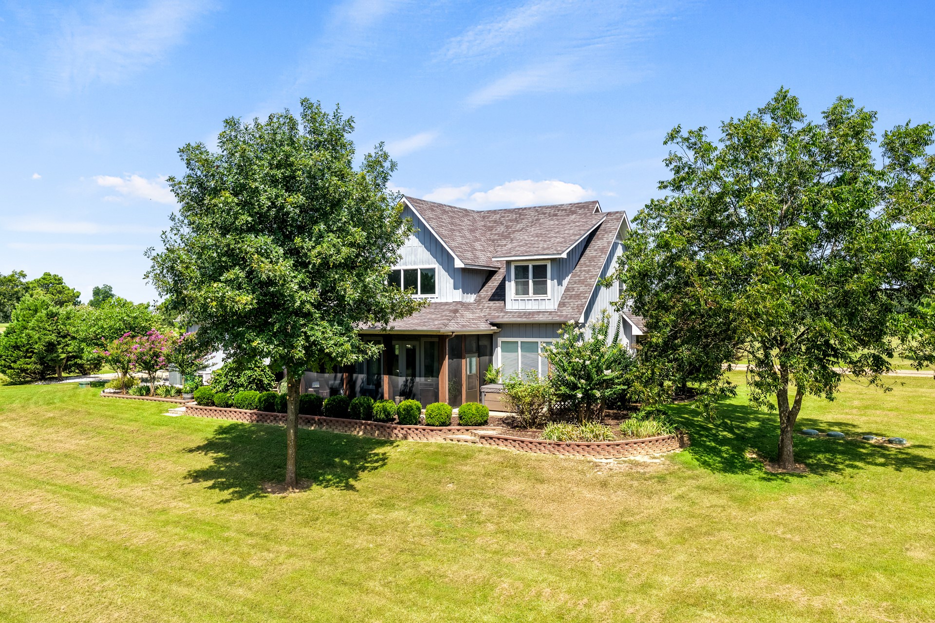 245 Private Road 2714